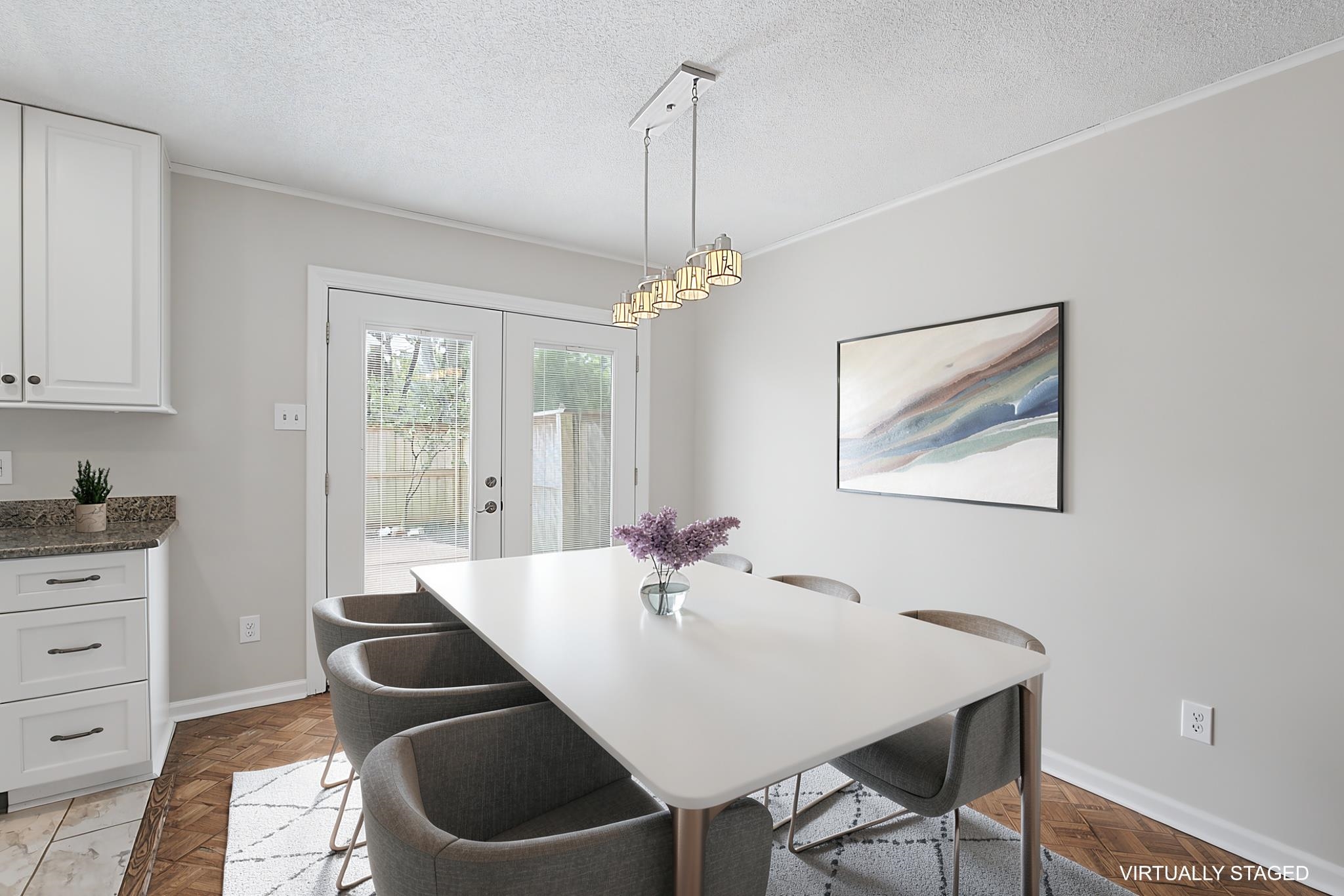 1410 RIVERWOOD CV