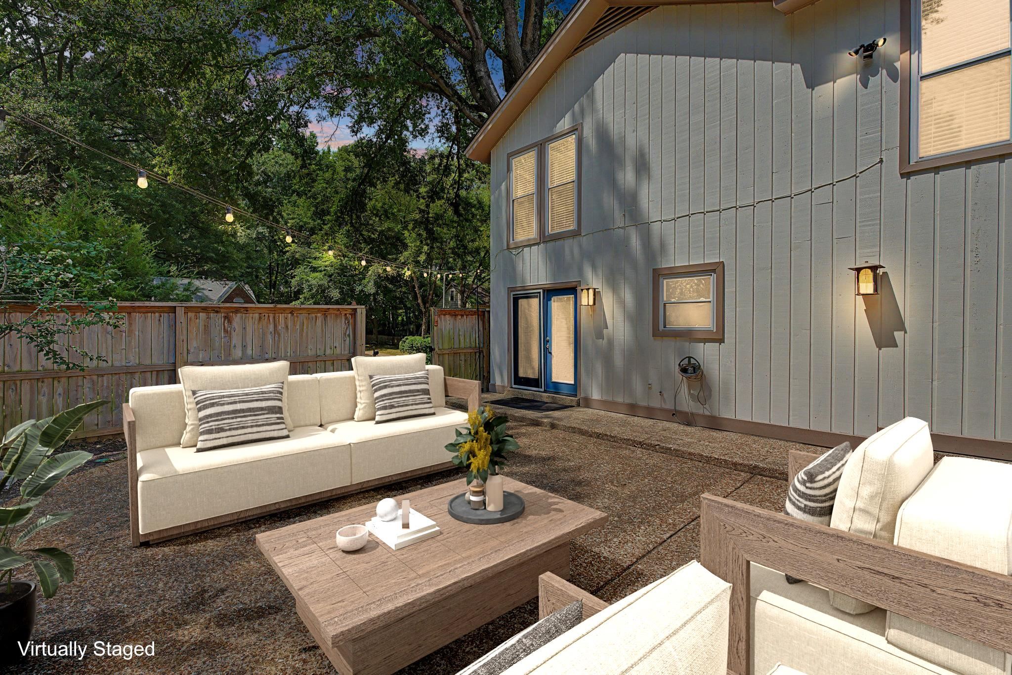 1410 RIVERWOOD CV