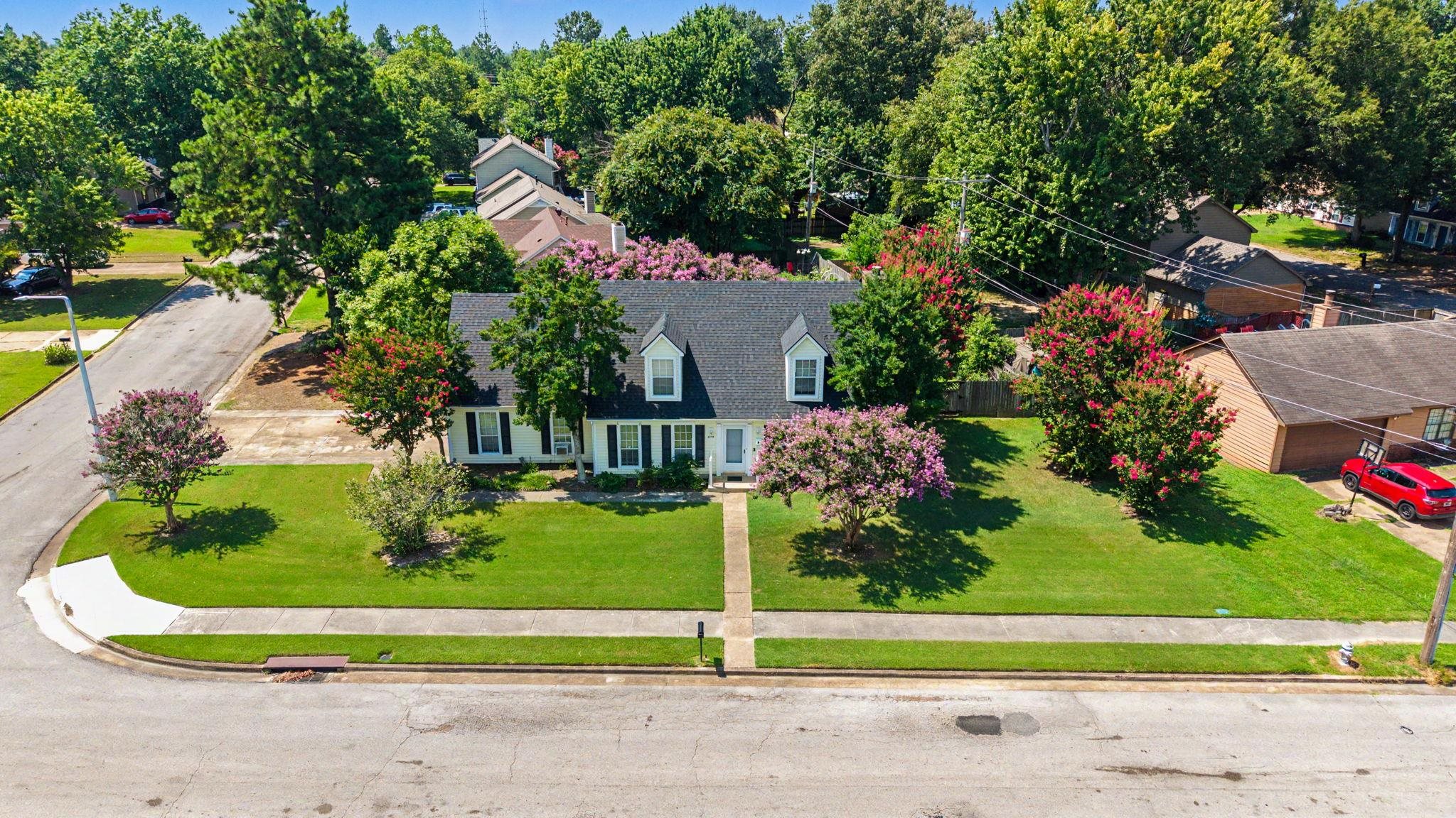 6949 DANEMAN DR