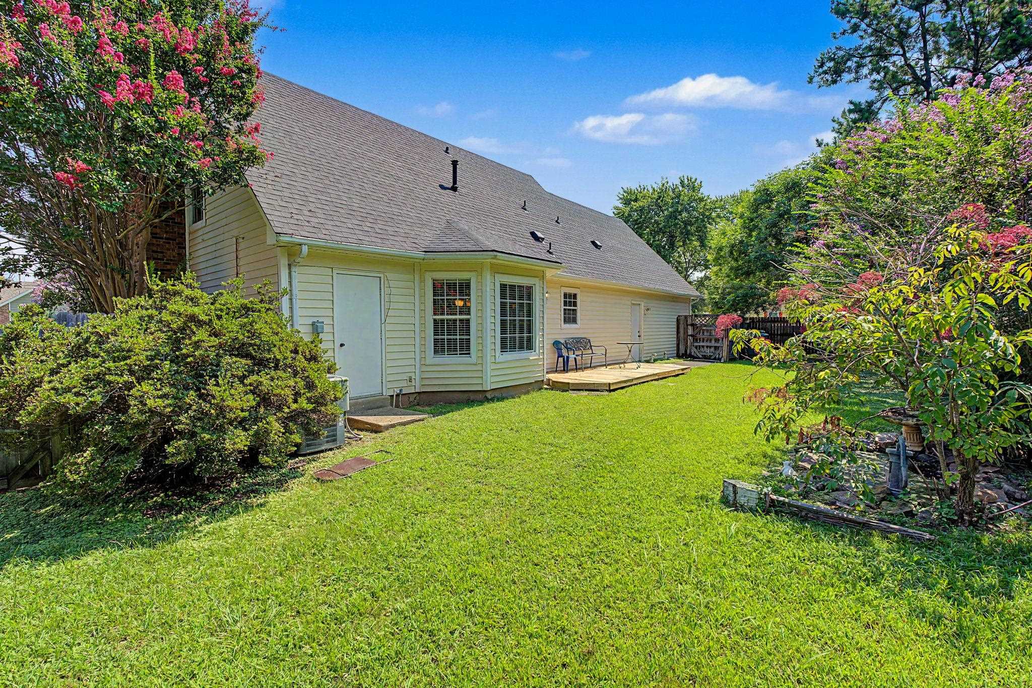 6949 DANEMAN DR