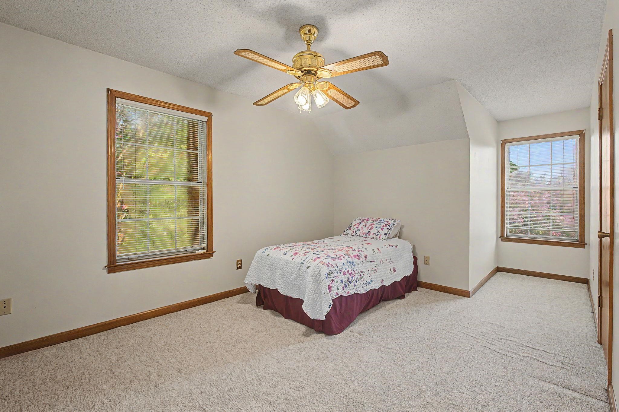 6949 DANEMAN DR