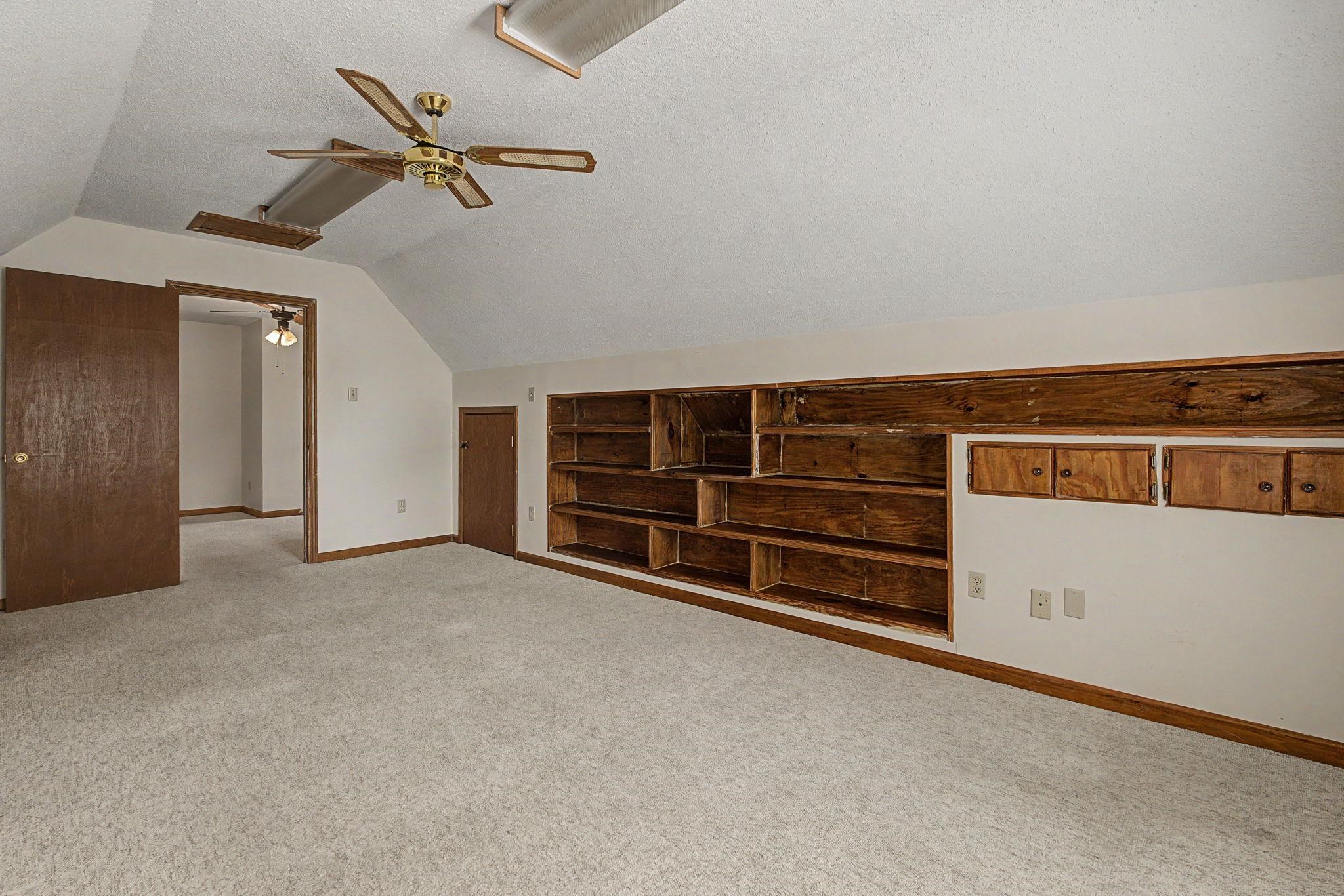 6949 DANEMAN DR