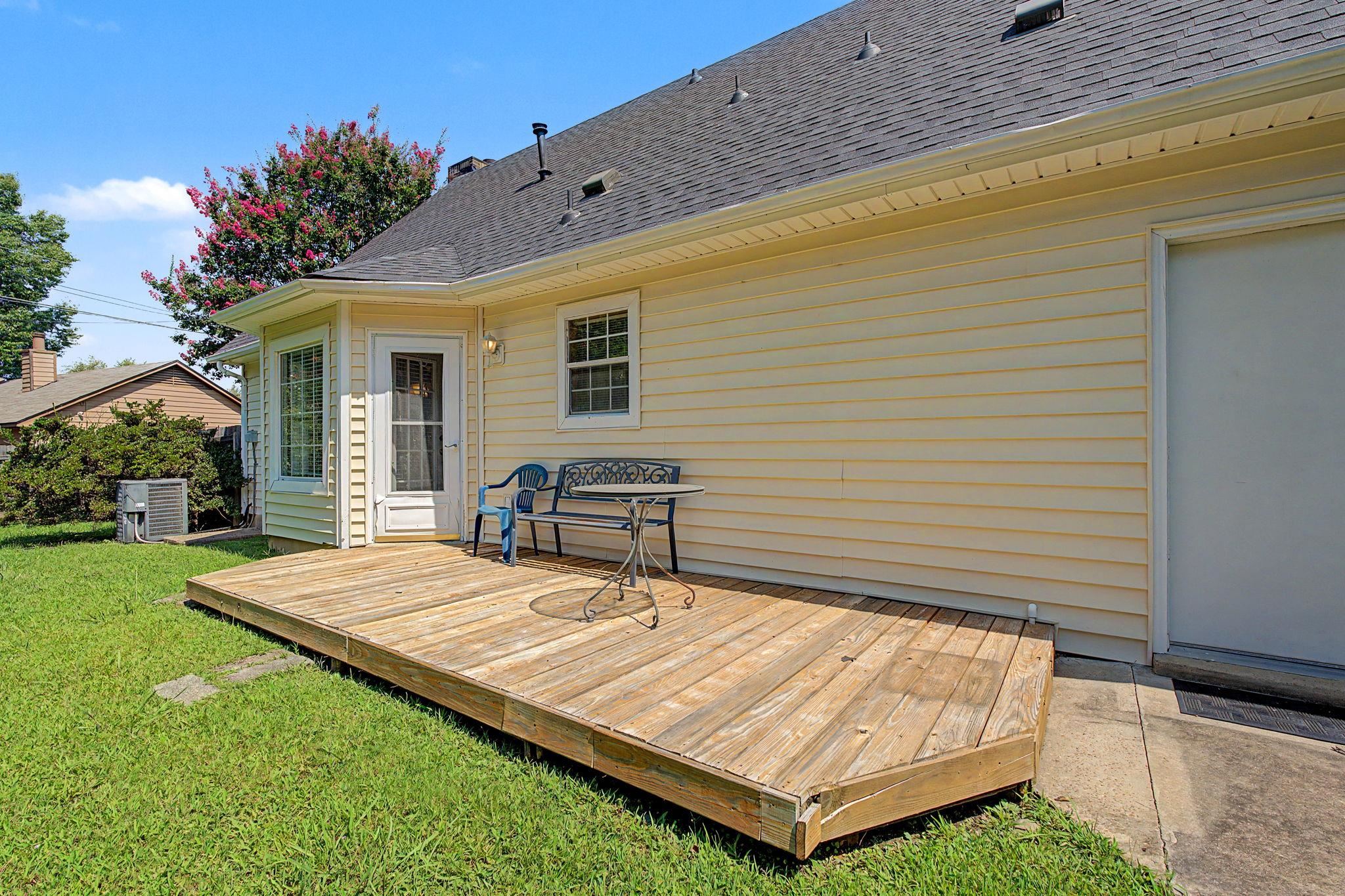 6949 DANEMAN DR