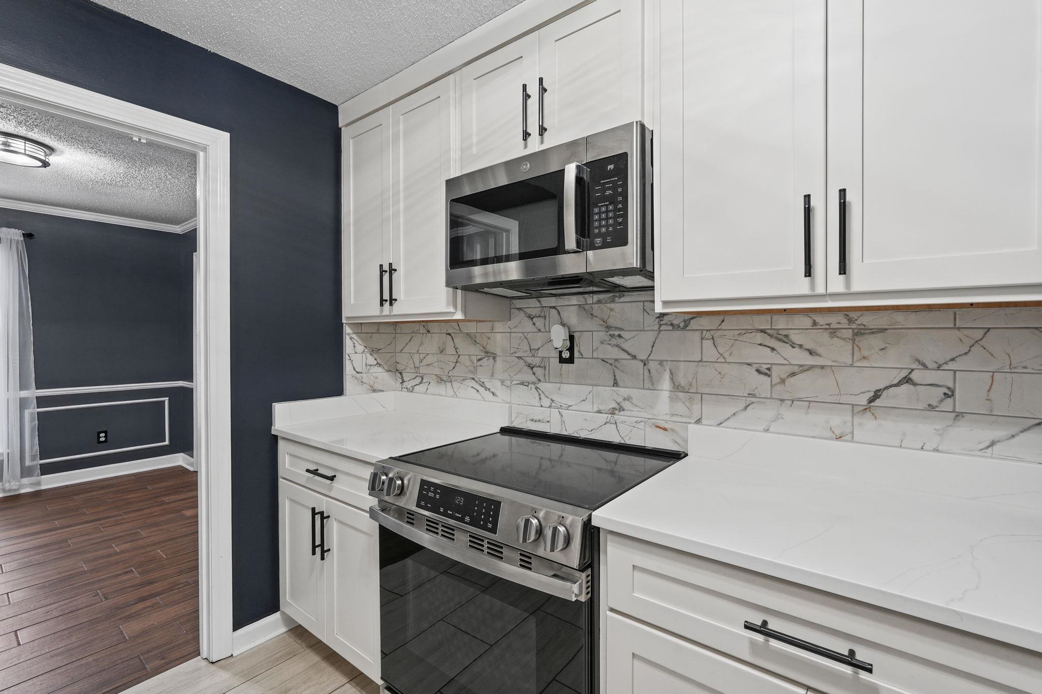 2531 MIMOSA TREE DR