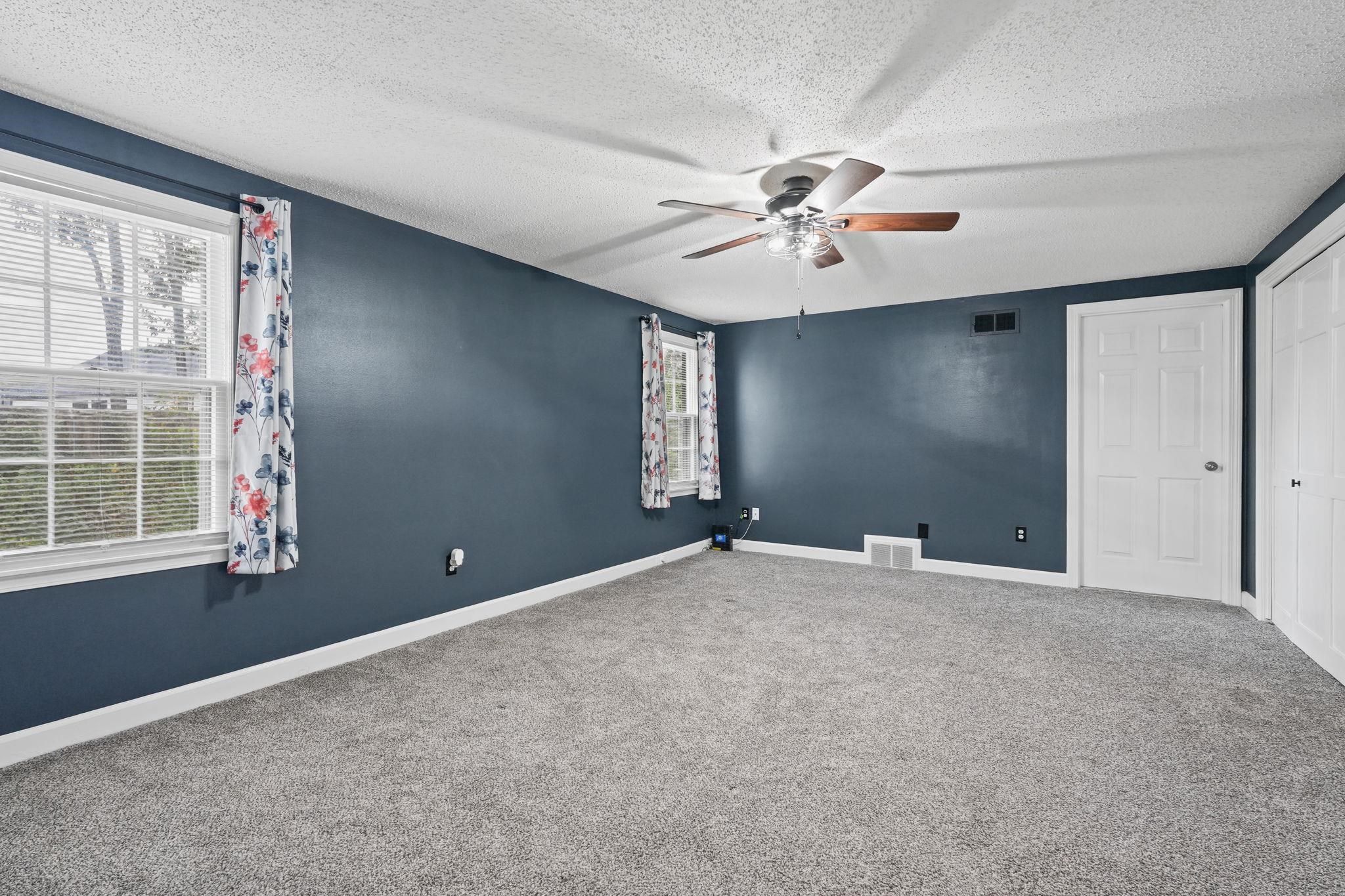 2531 MIMOSA TREE DR