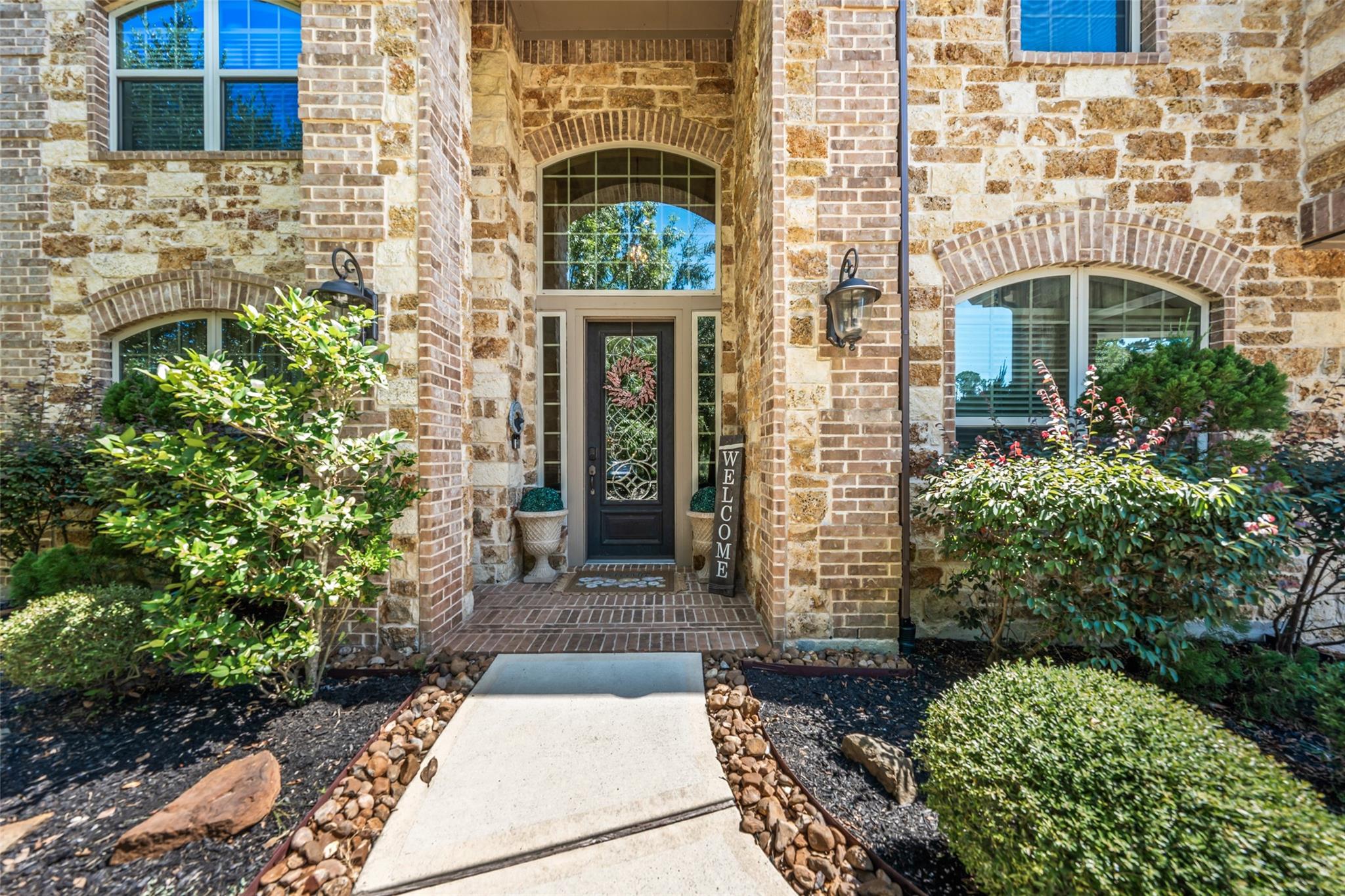 1804 Graystone Hills Court