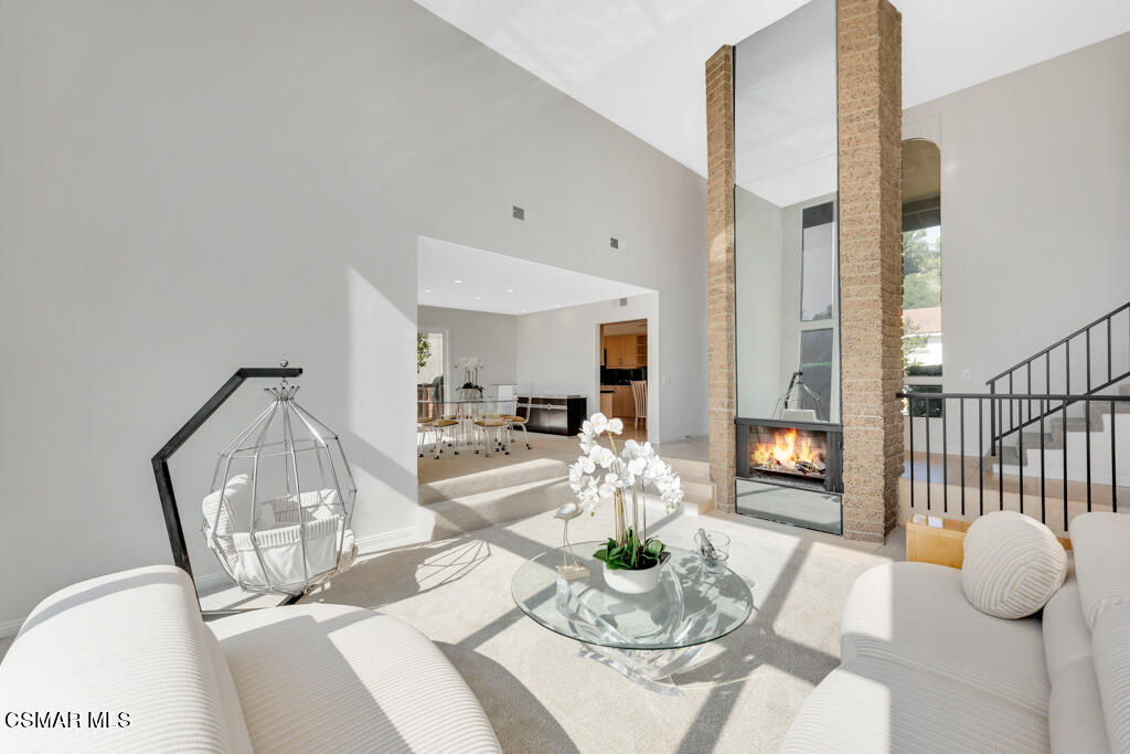 23275 Park Ensenada