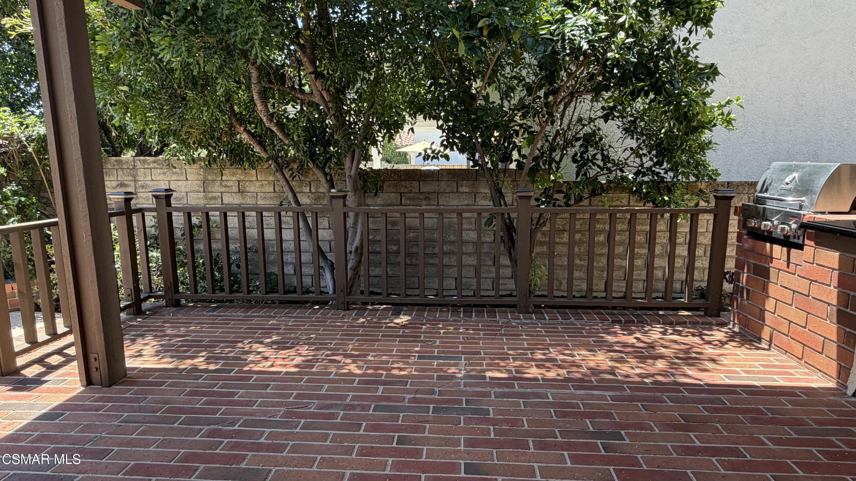 23275 Park Ensenada