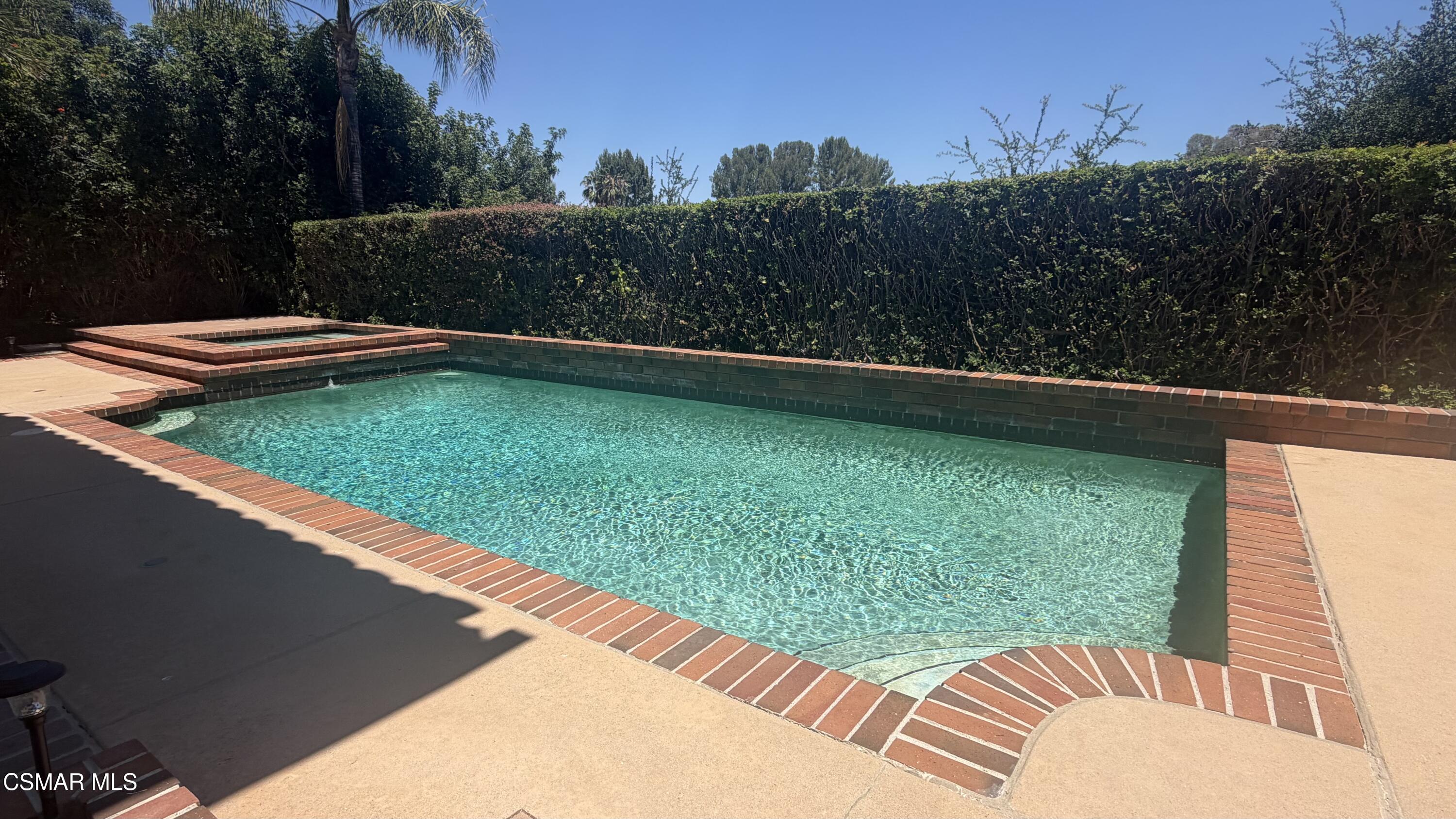 23275 Park Ensenada