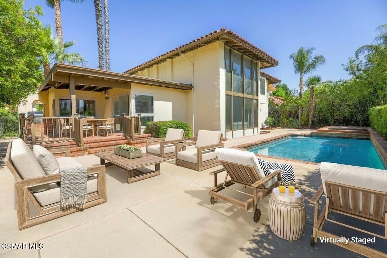 23275 Park Ensenada