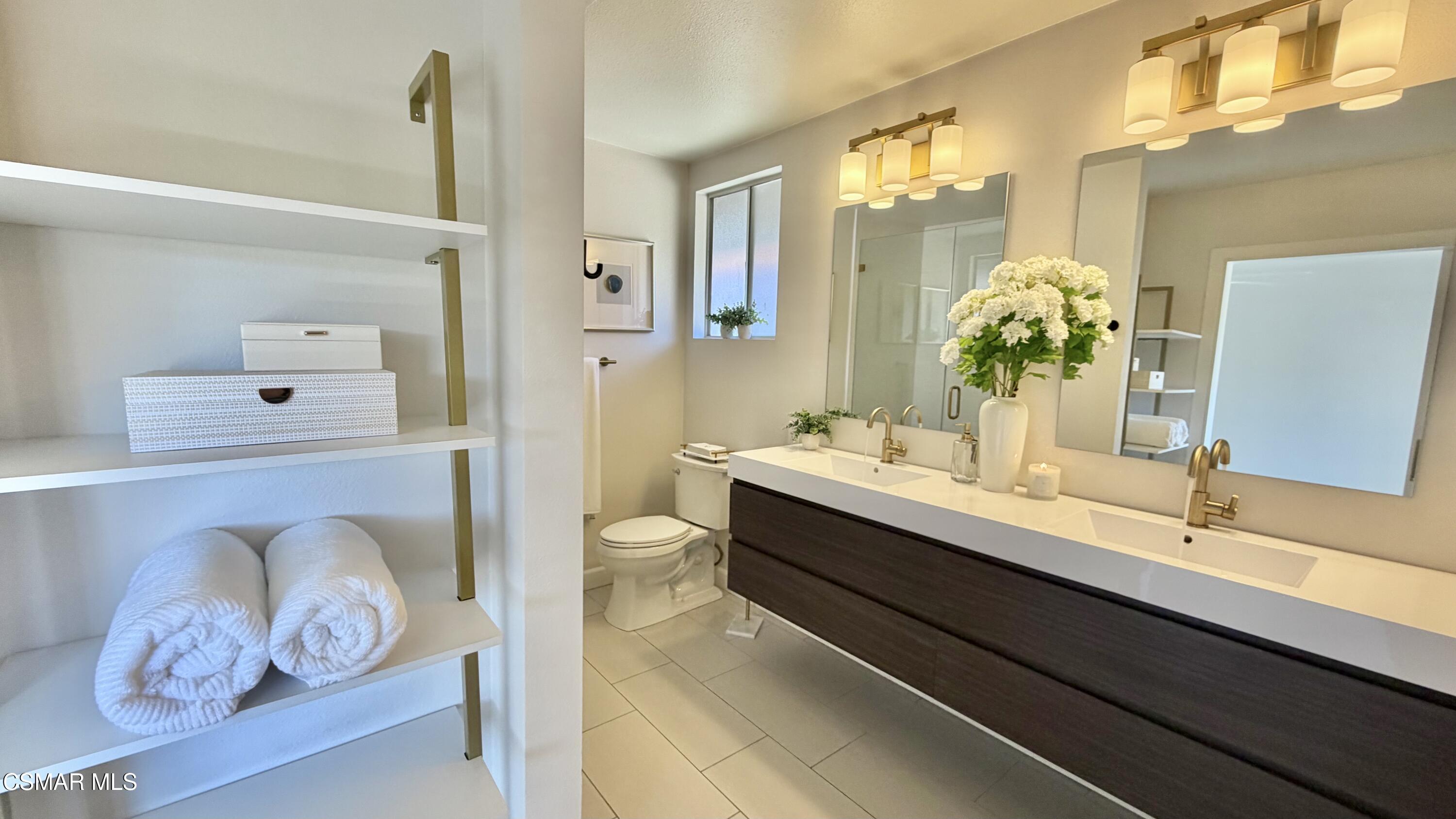 23275 Park Ensenada