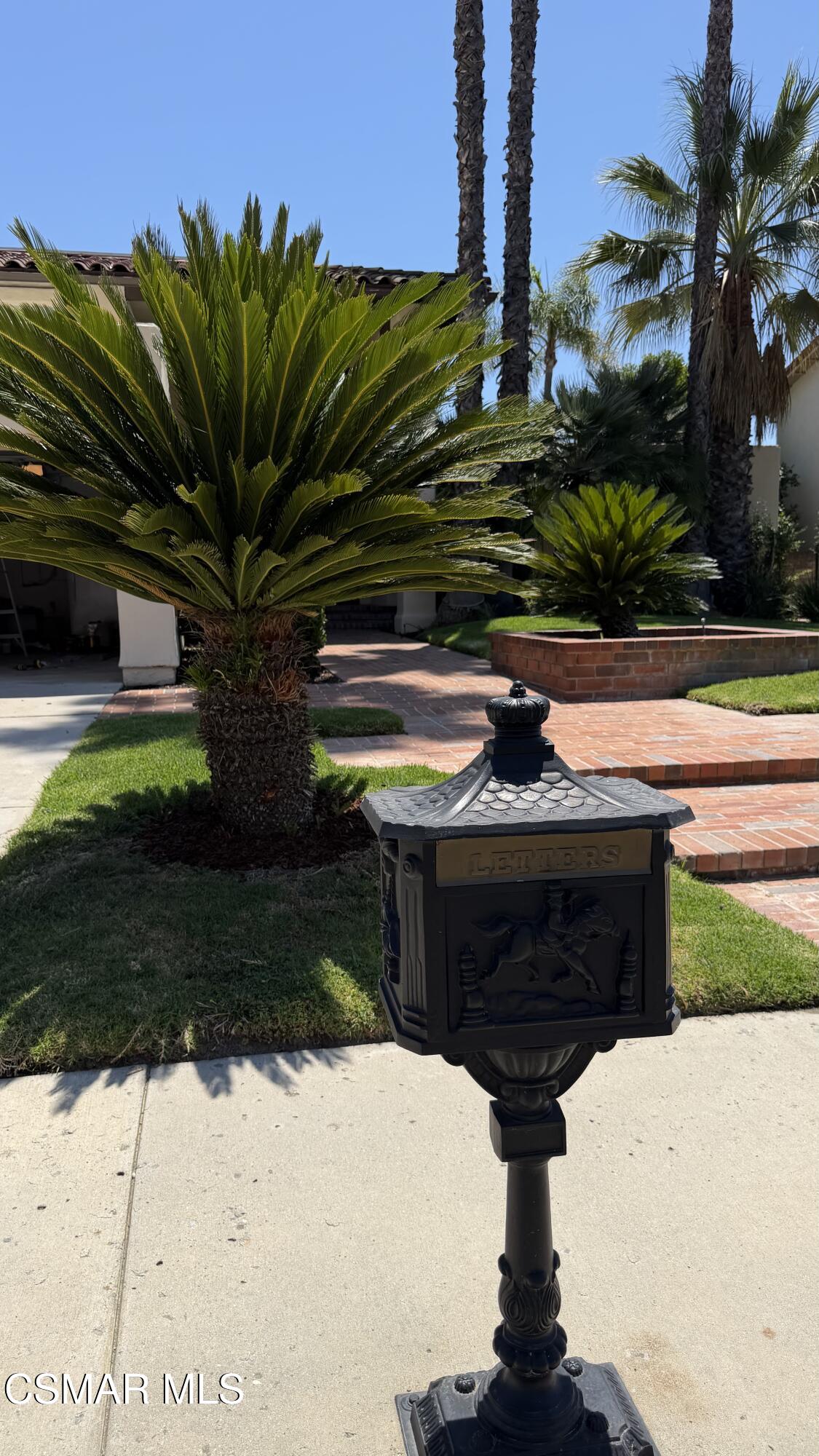 23275 Park Ensenada
