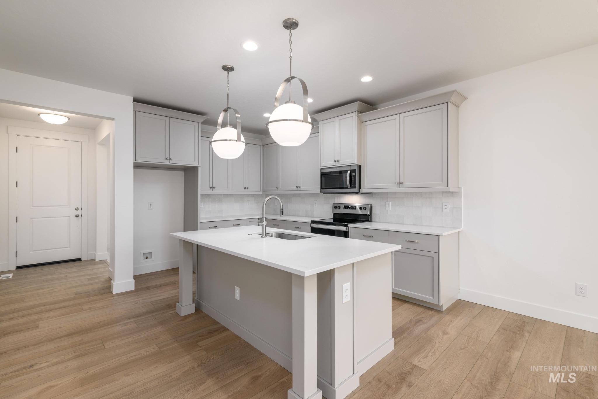 12581 W Shortcreek St.