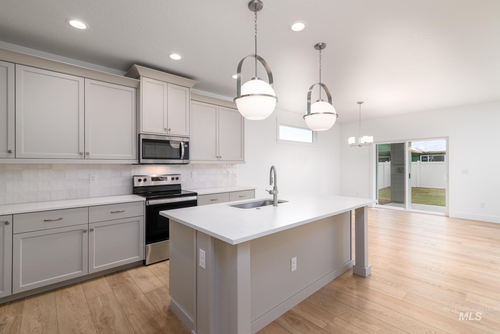 12581 W Shortcreek St.