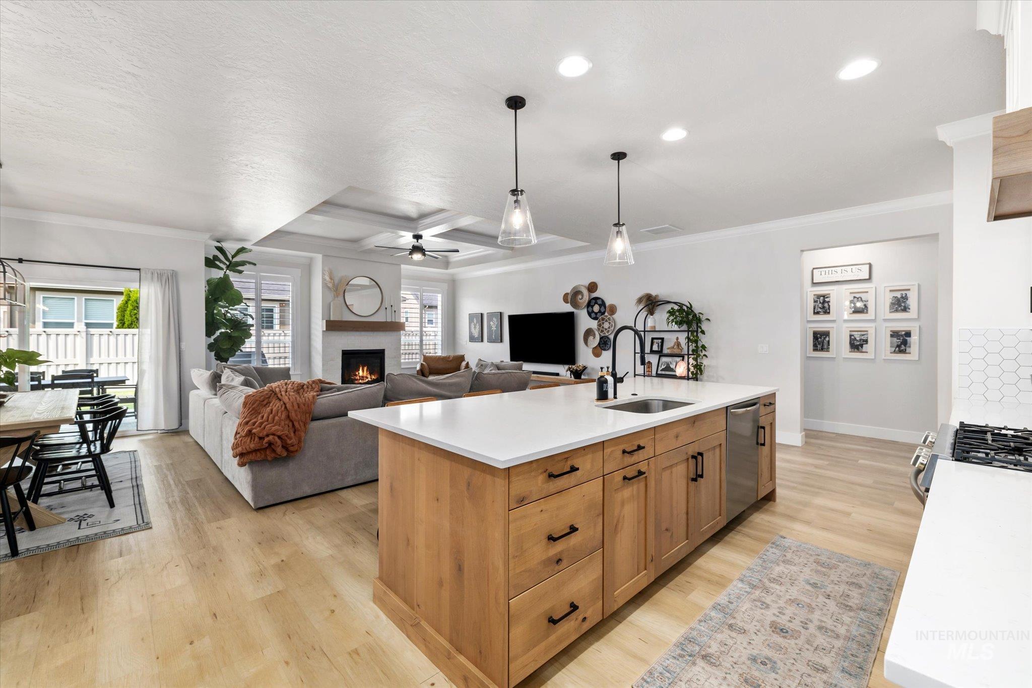 1699 Shoal Point Ave