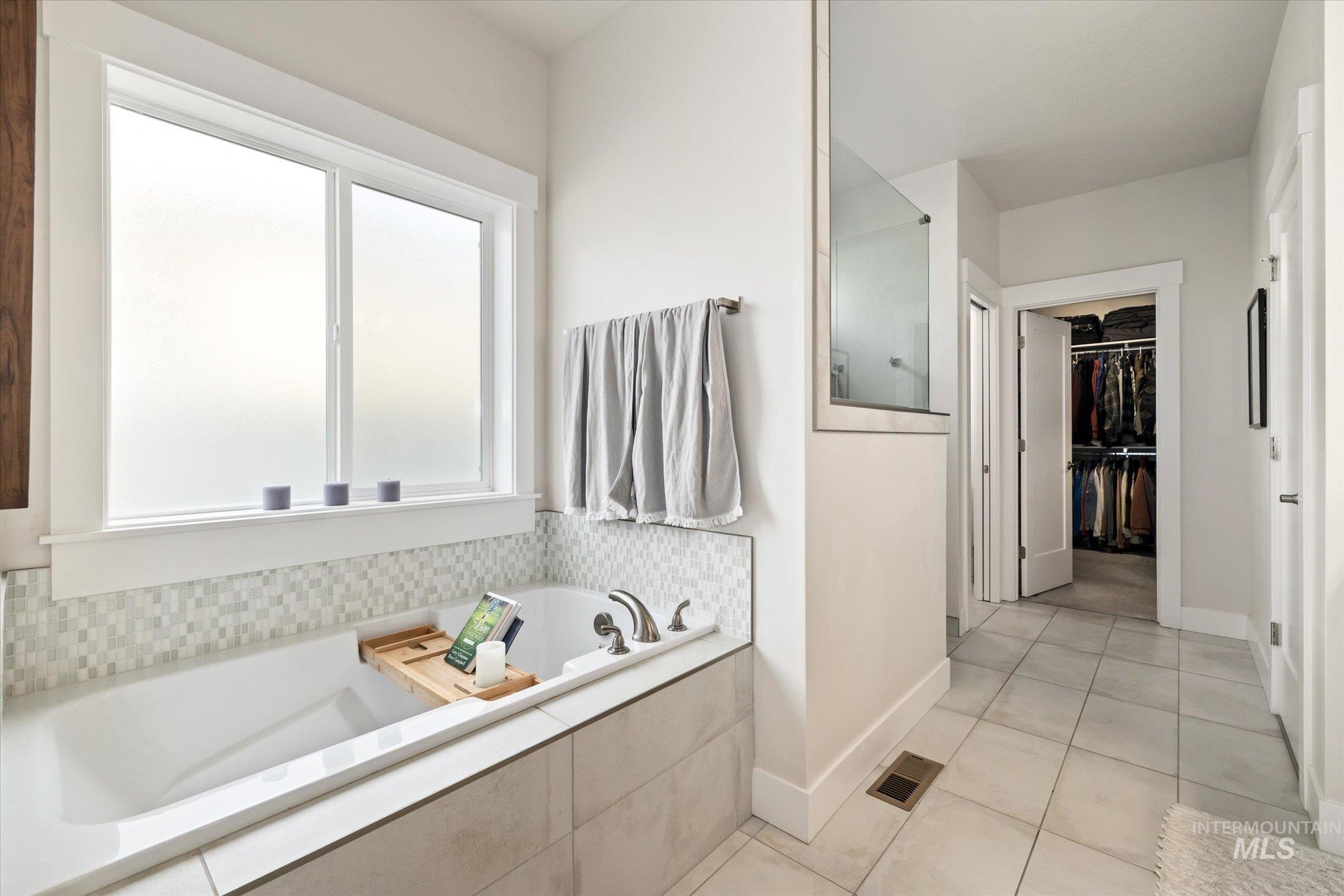 1699 Shoal Point Ave