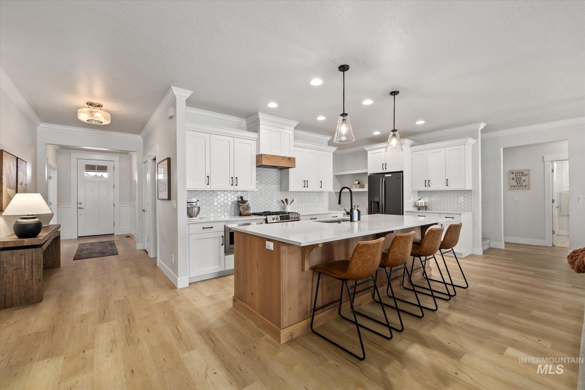 1699 Shoal Point Ave