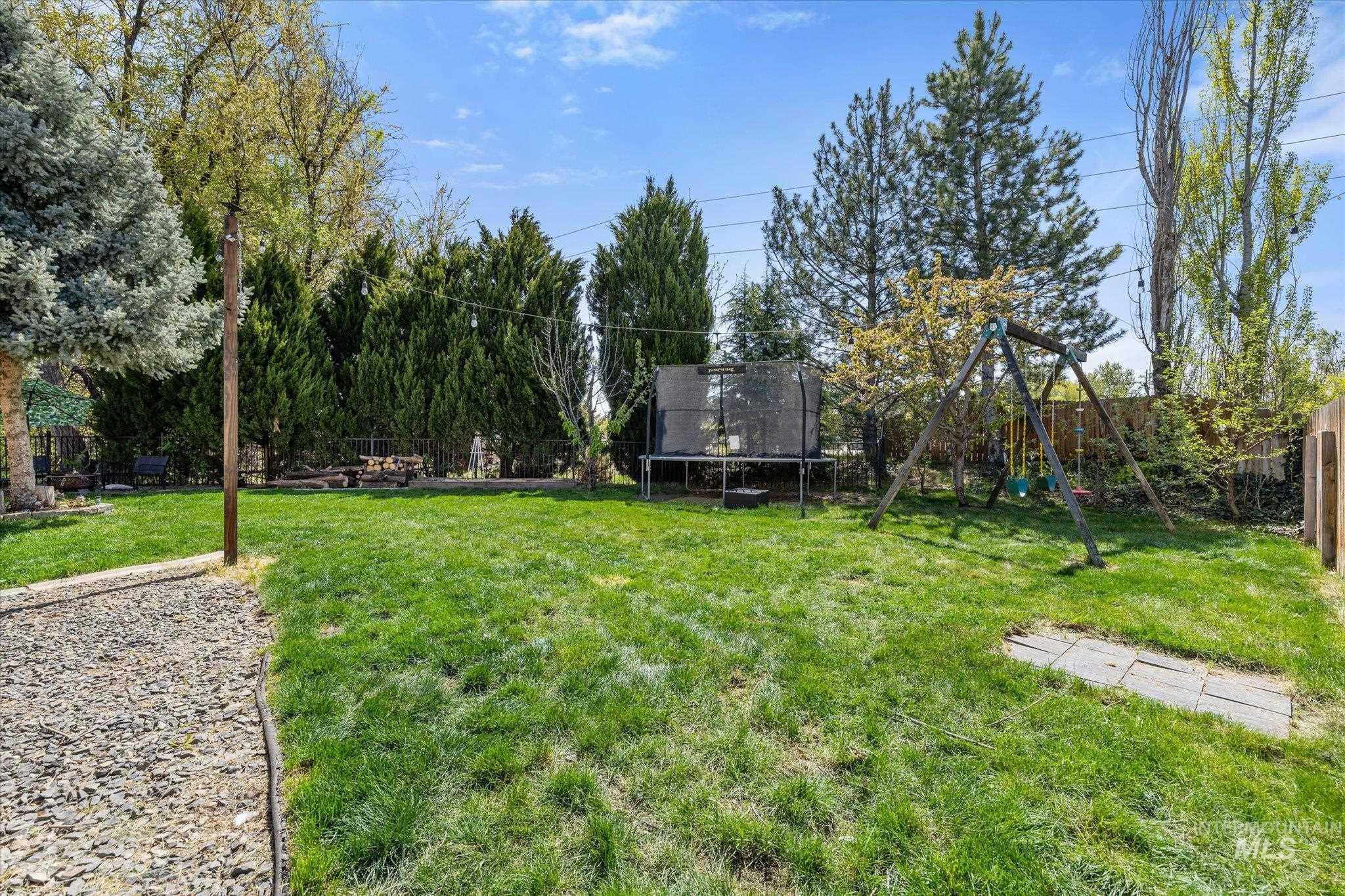 366 S Kestrel Place