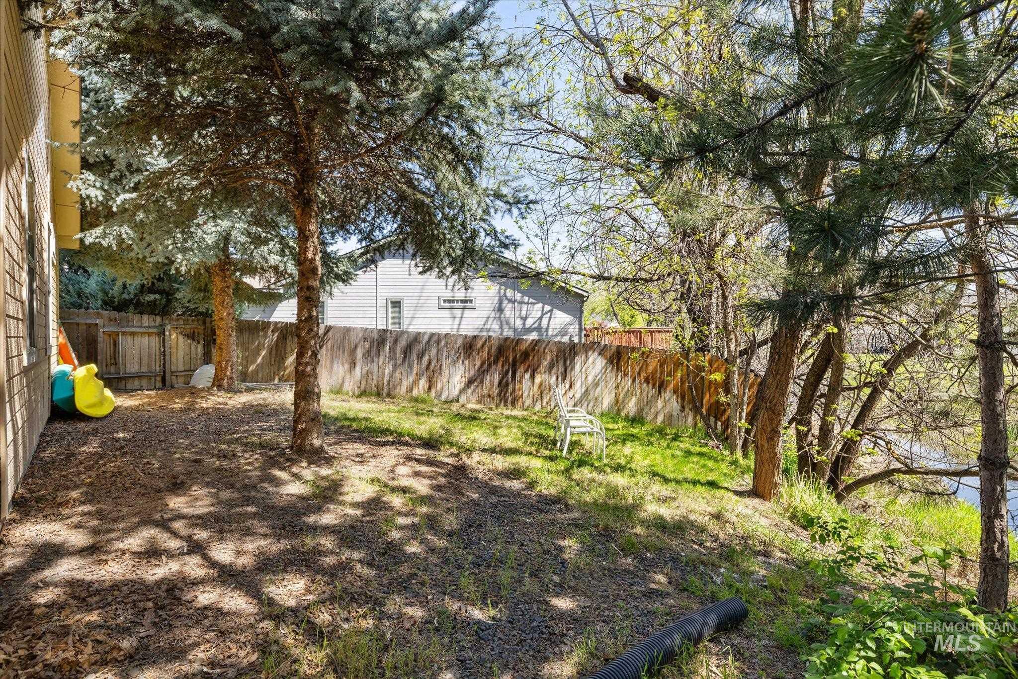 366 S Kestrel Place