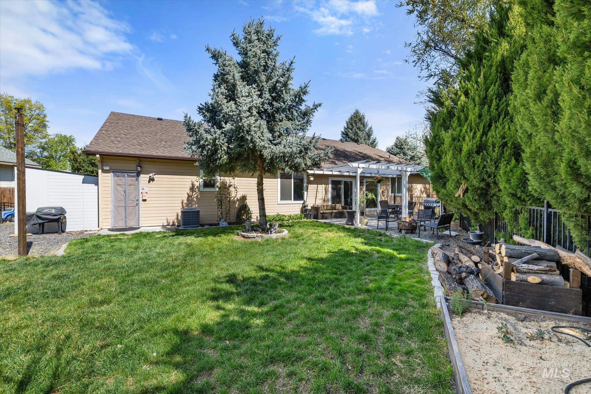 366 S Kestrel Place