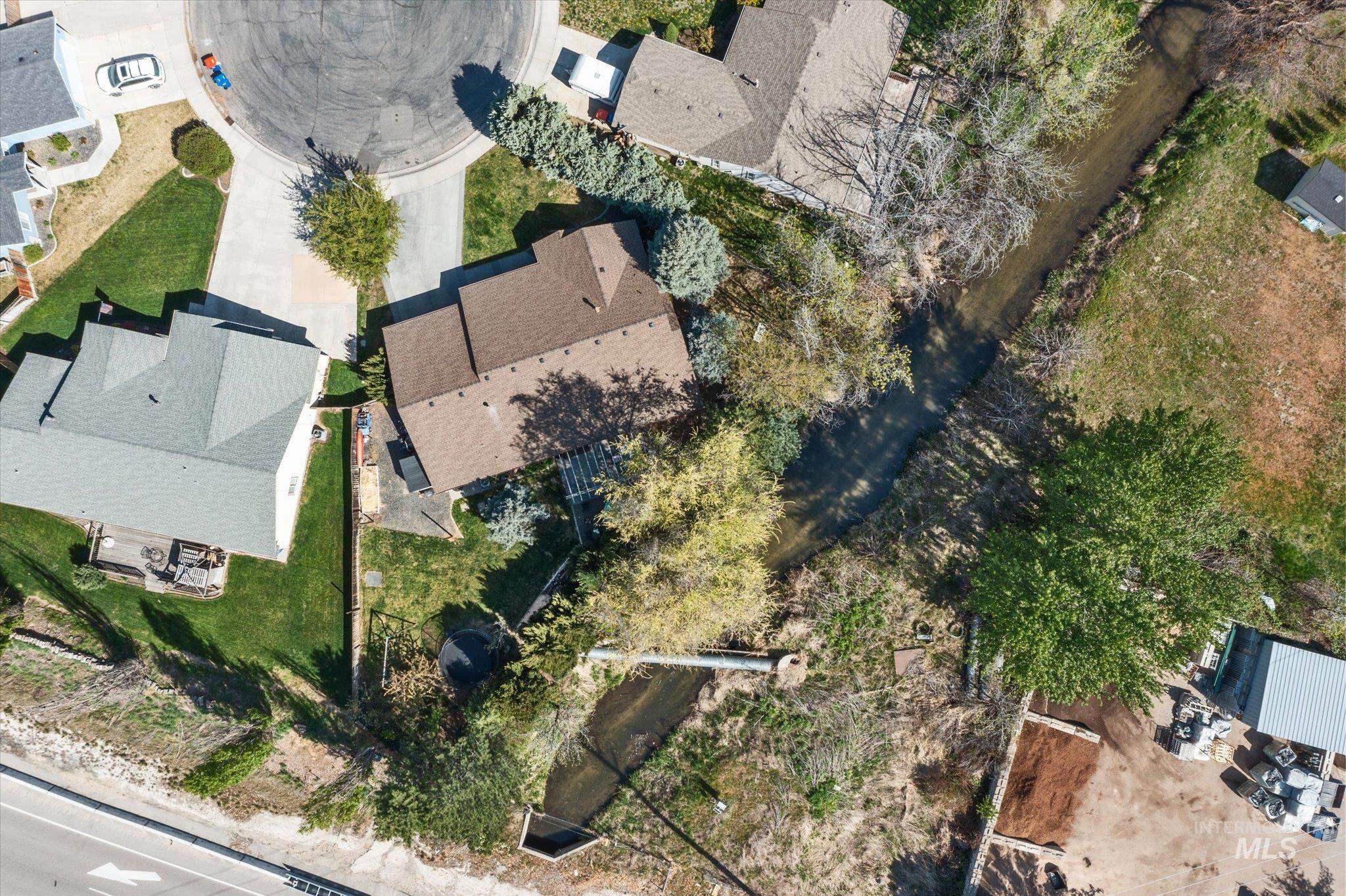 366 S Kestrel Place