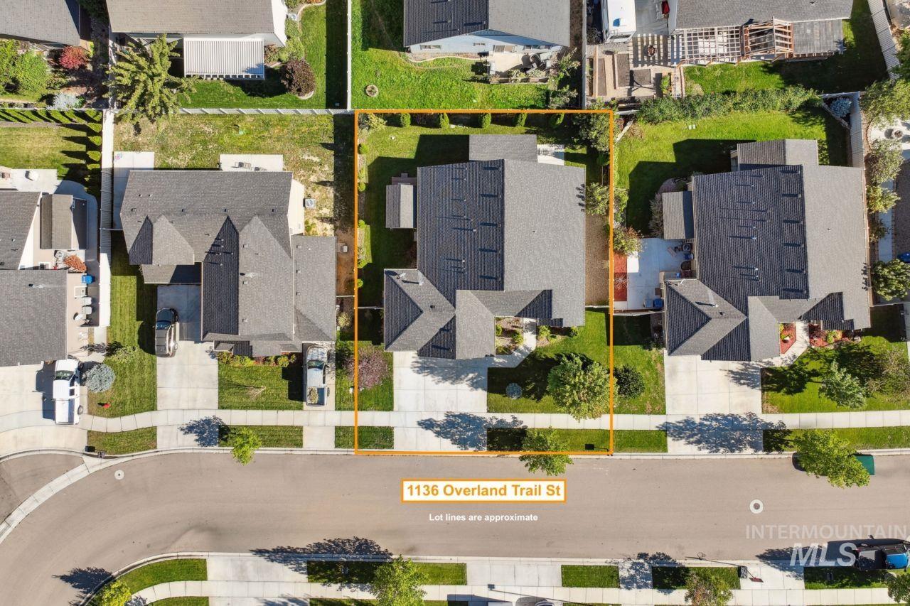 1136 Overland Trail St