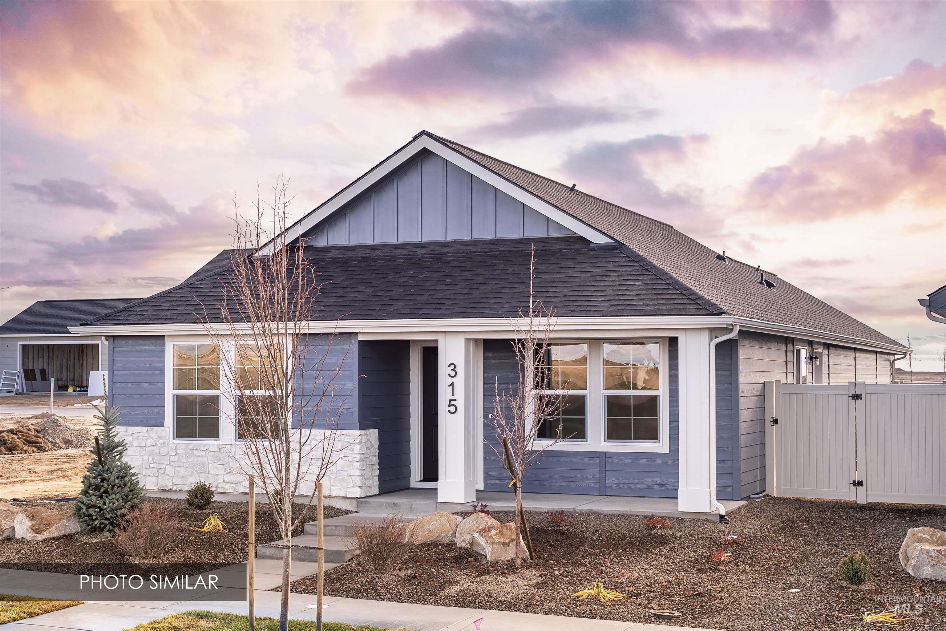 435 E. Chevy Dr.
