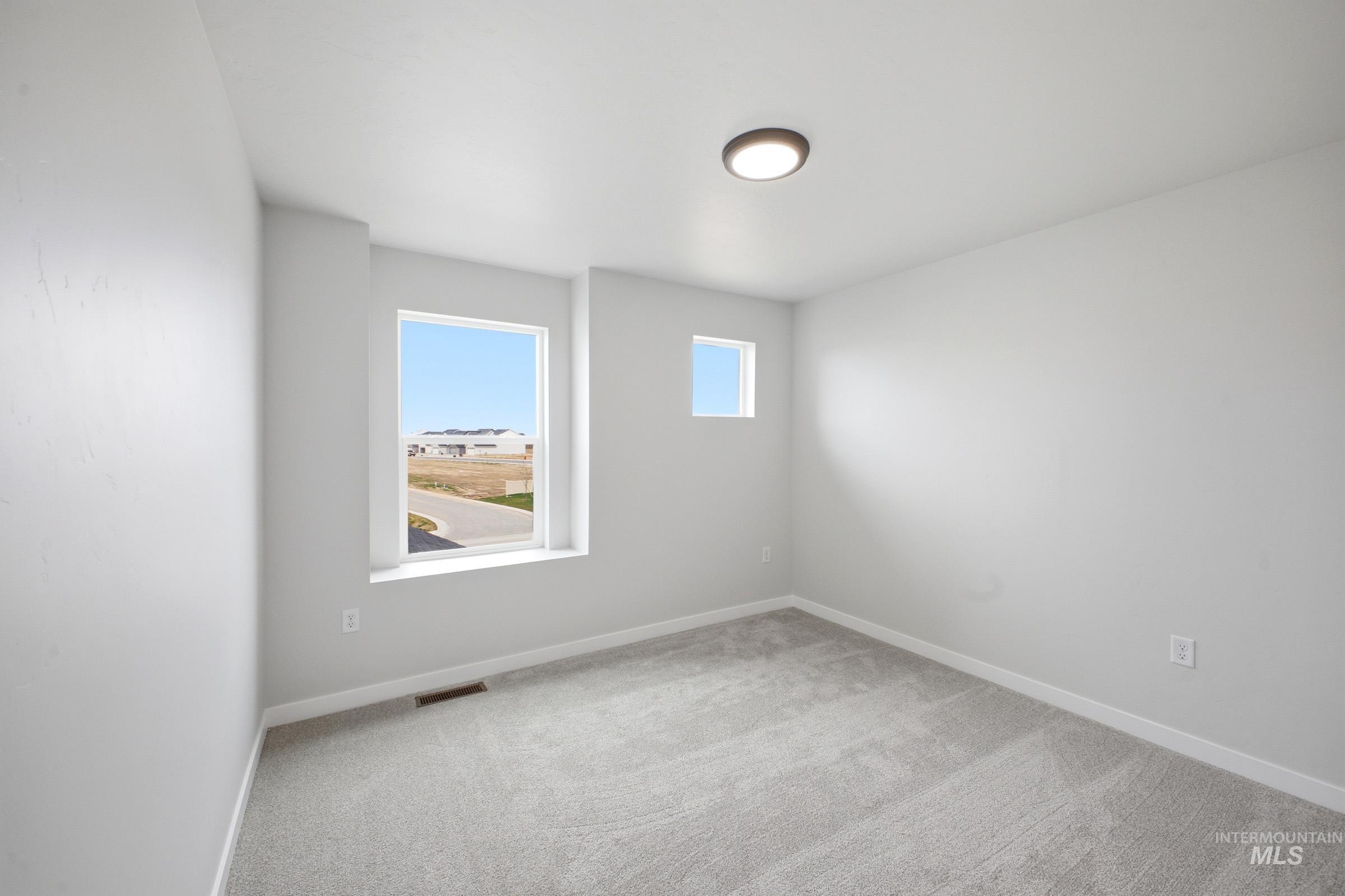 1500 W Braden Dr