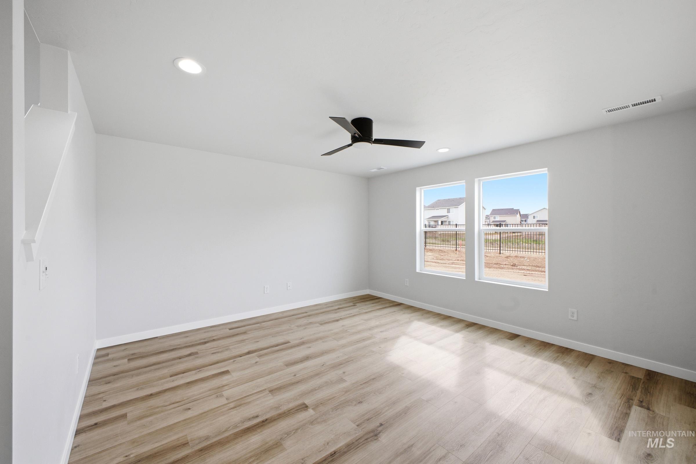1500 W Braden Dr