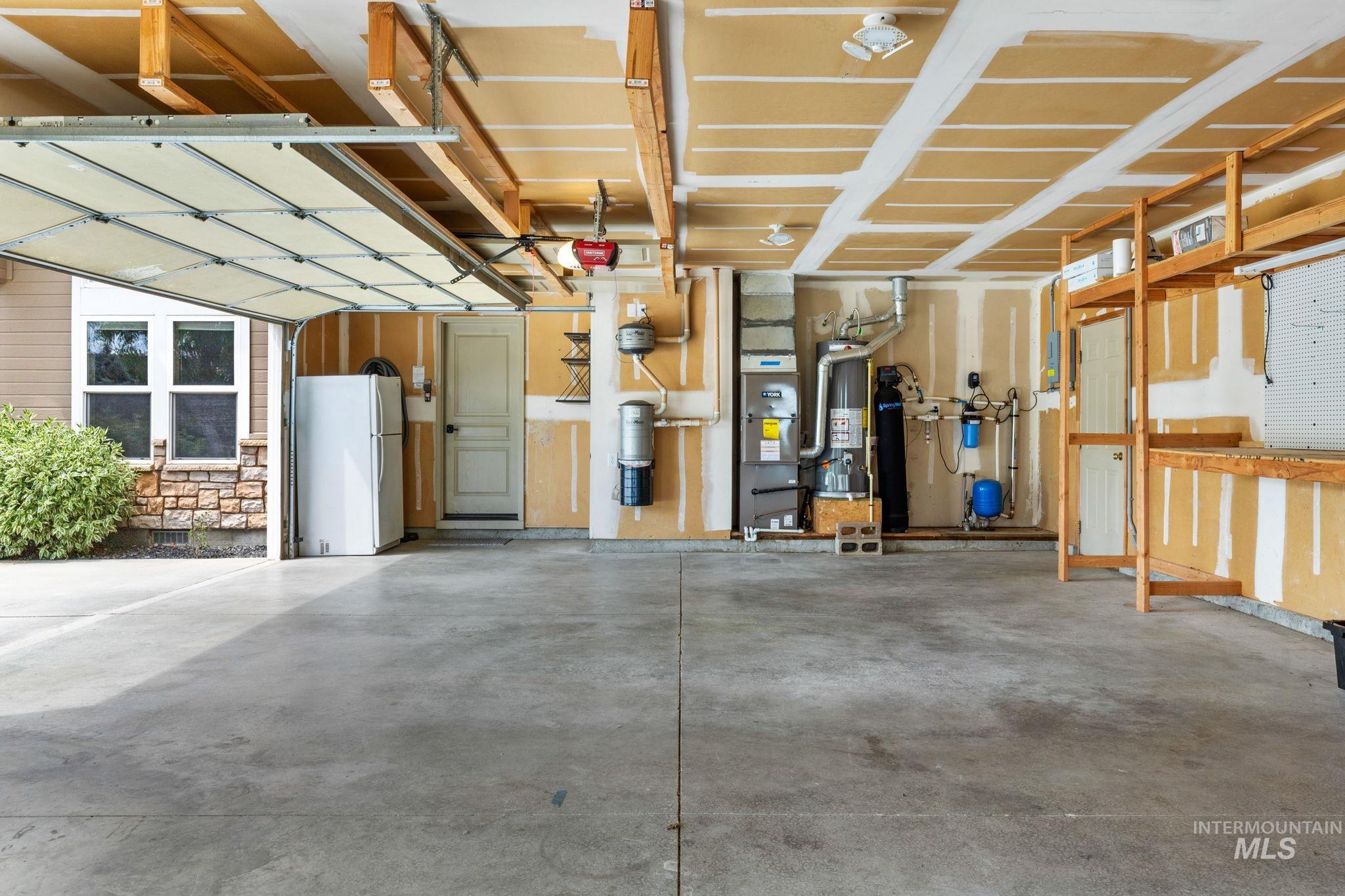14940 Alkmaar St