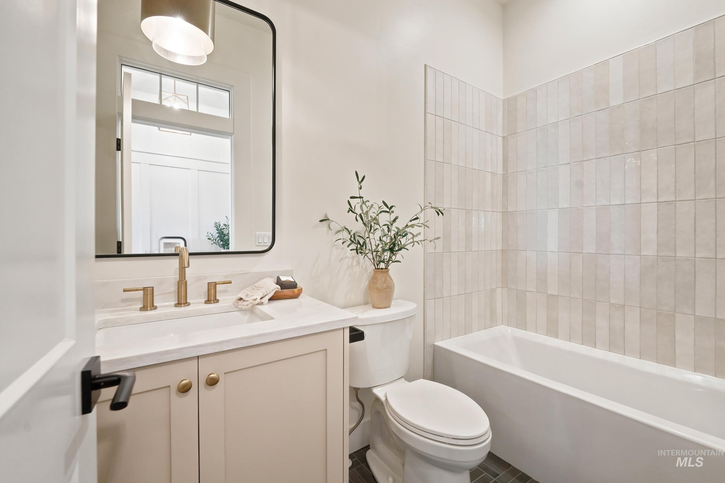 12814 Fjord St.