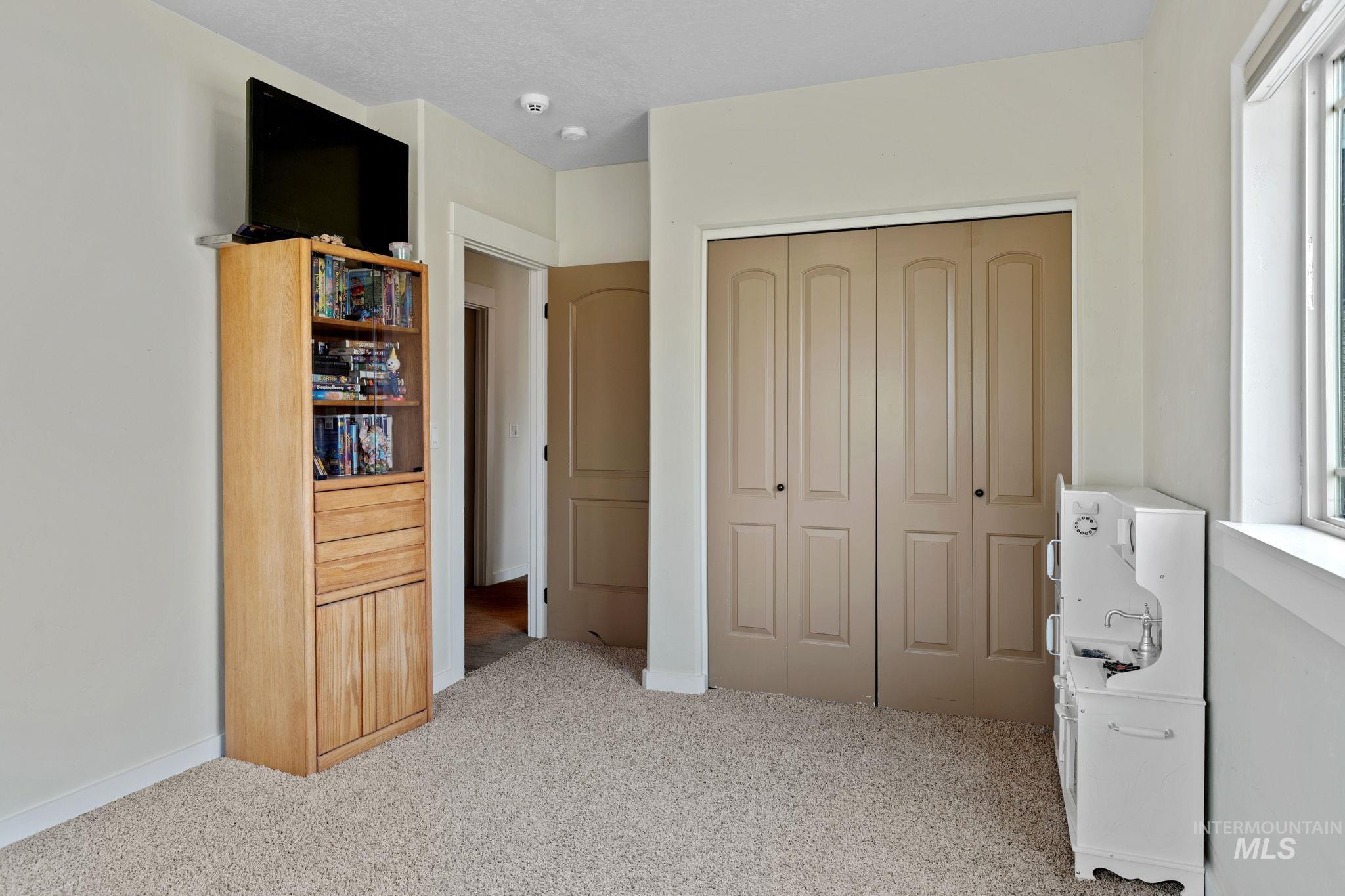 4010 Elmore Rd