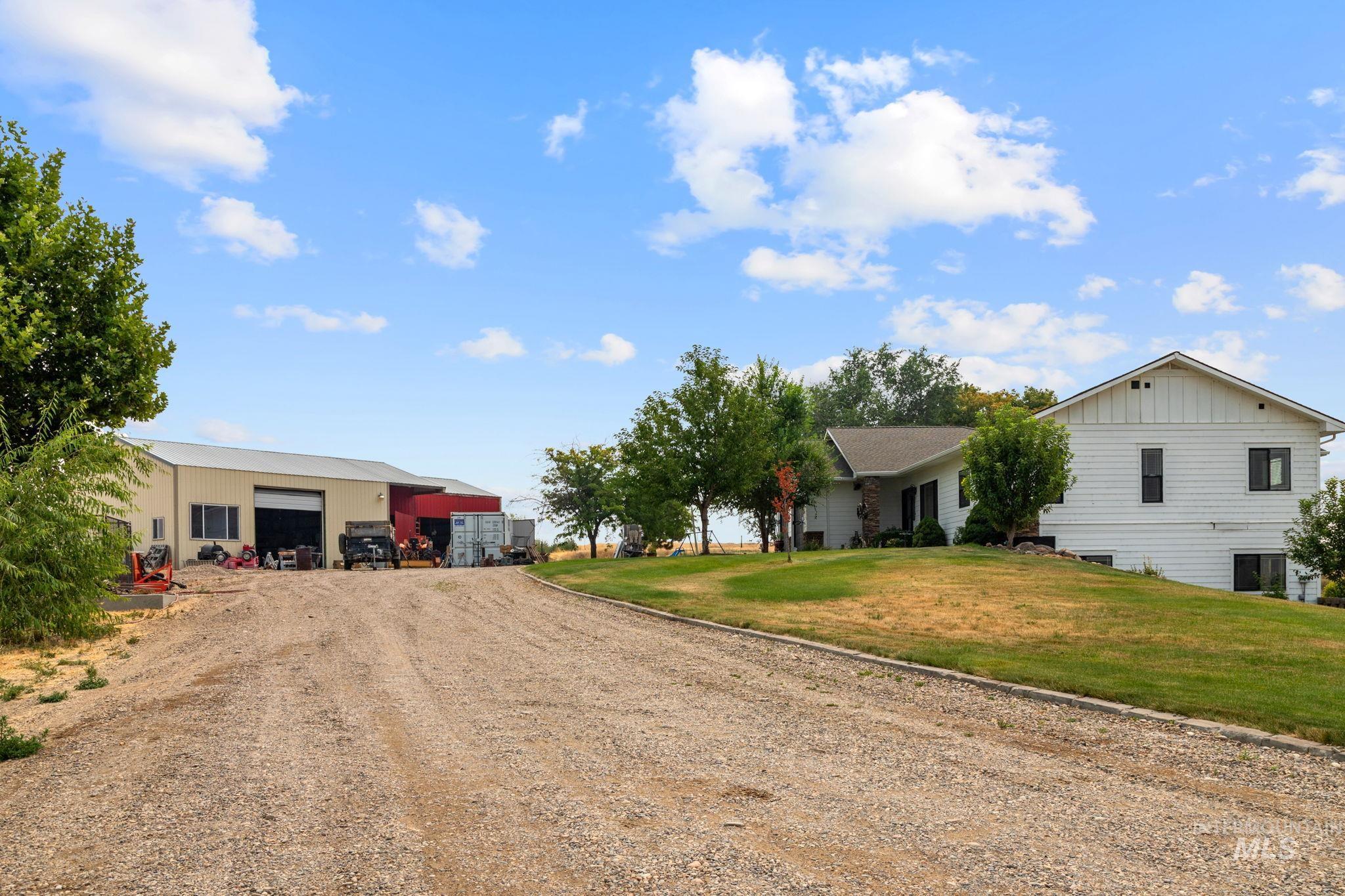 4010 Elmore Rd