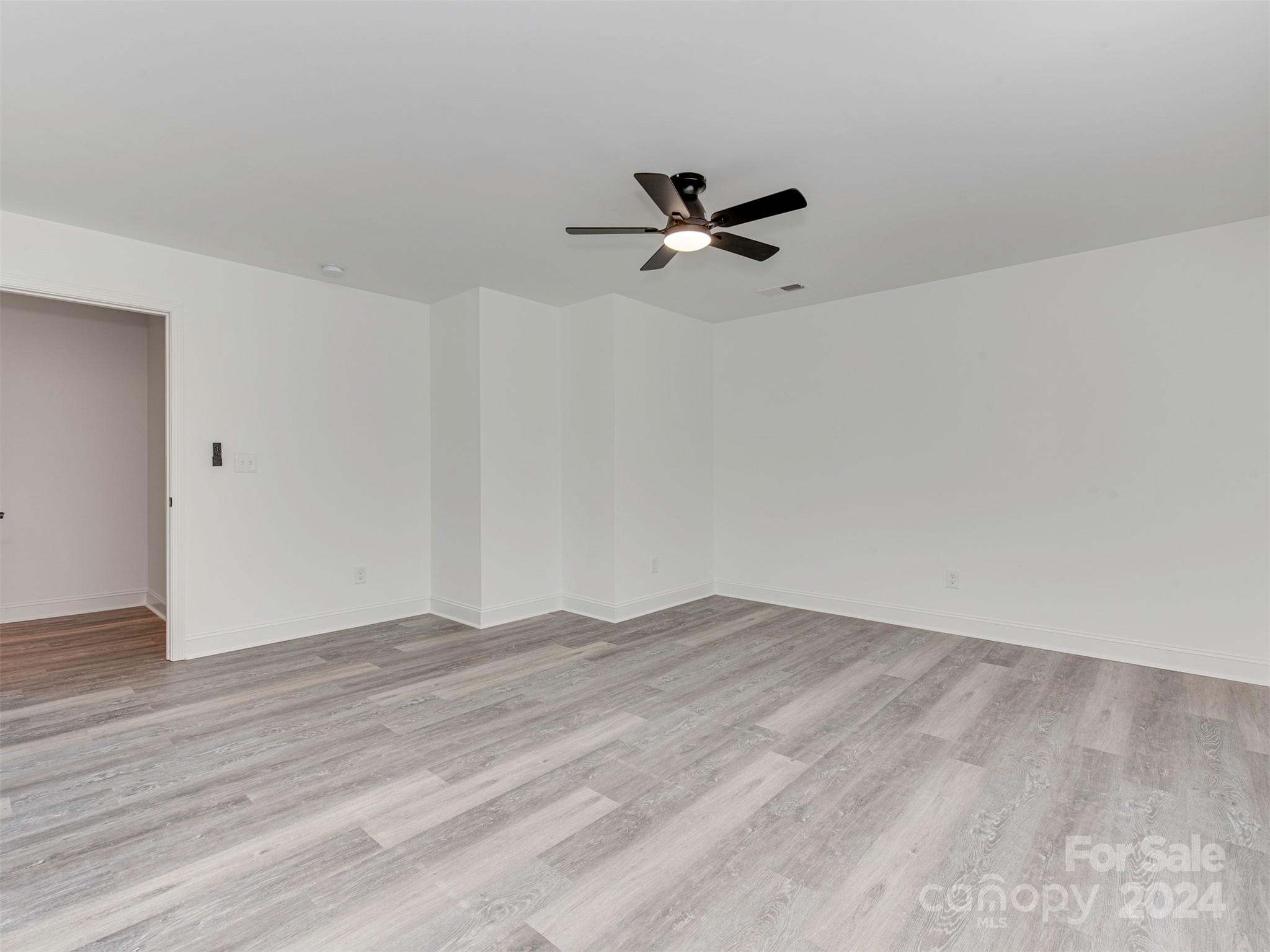 405 Caroline Avenue