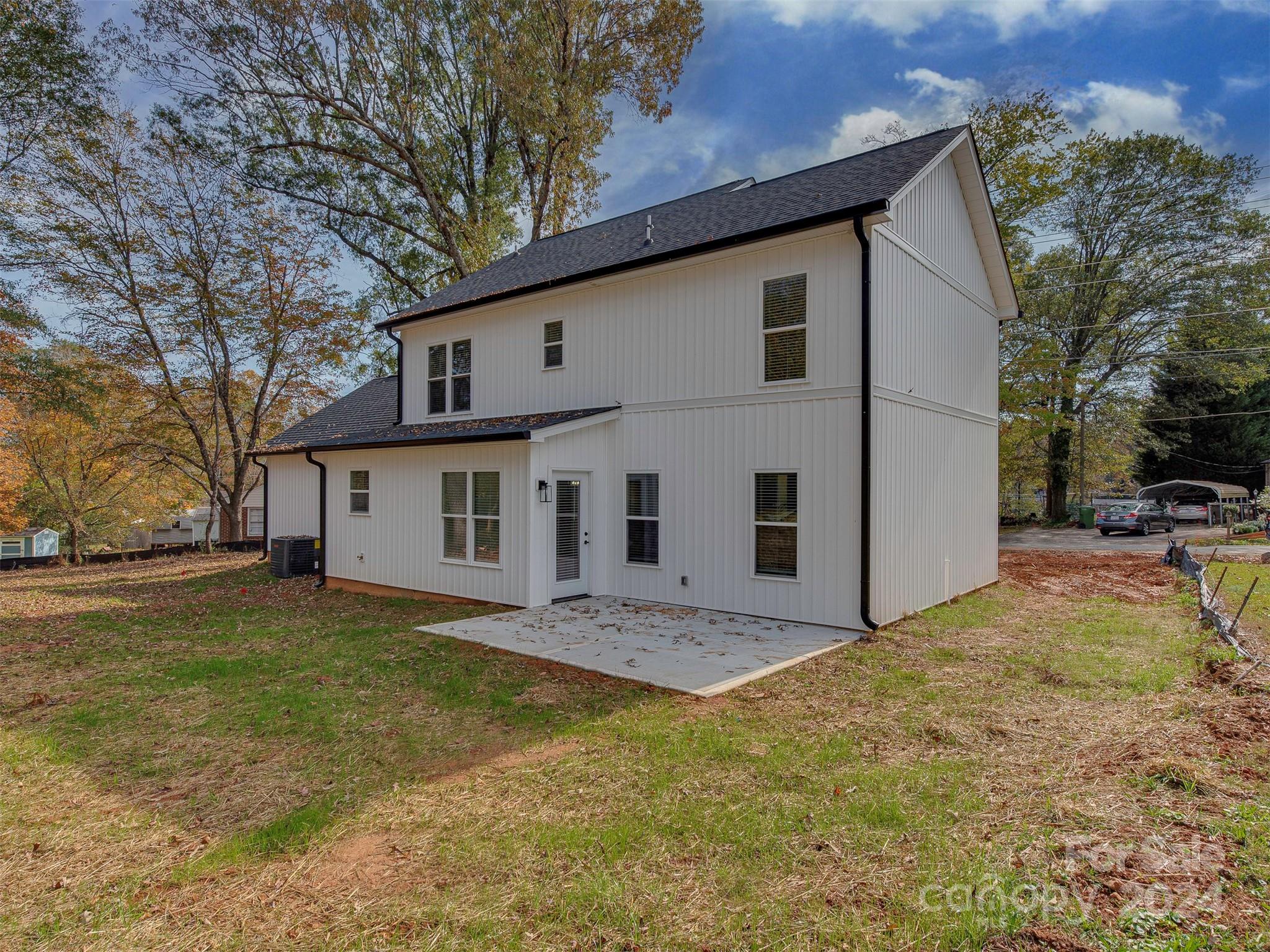 405 Caroline Avenue
