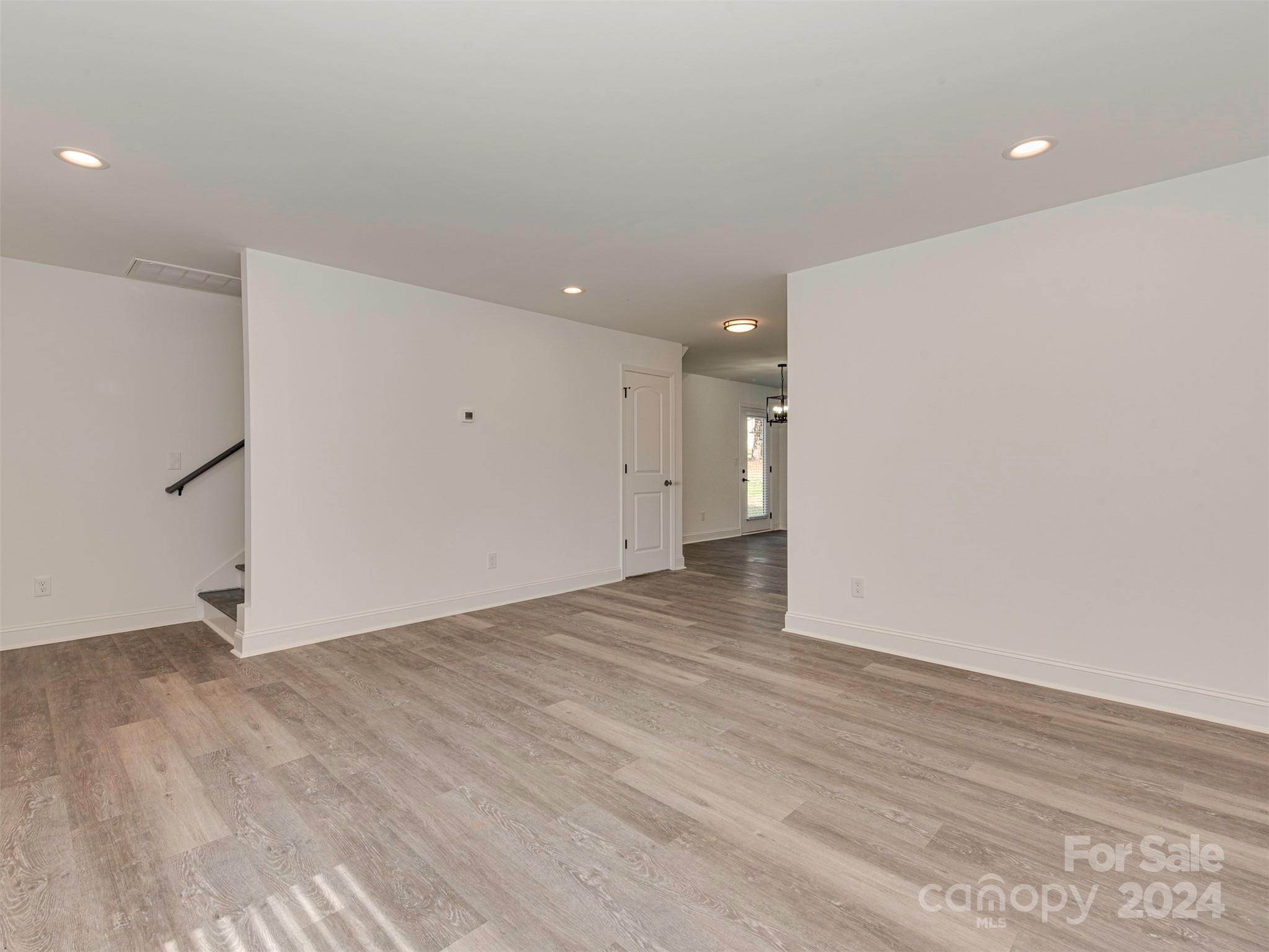 405 Caroline Avenue