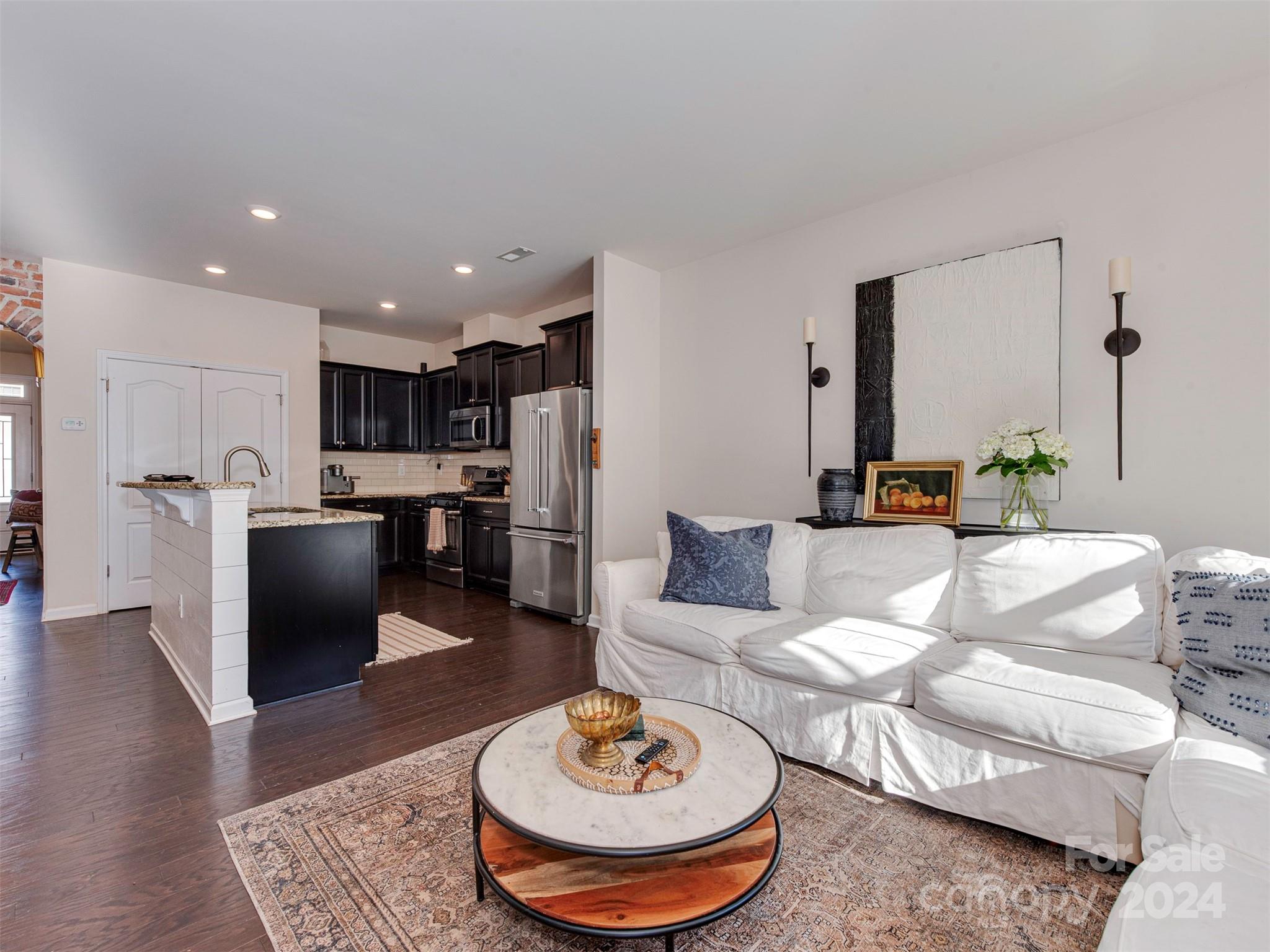 4023 Black Walnut Way