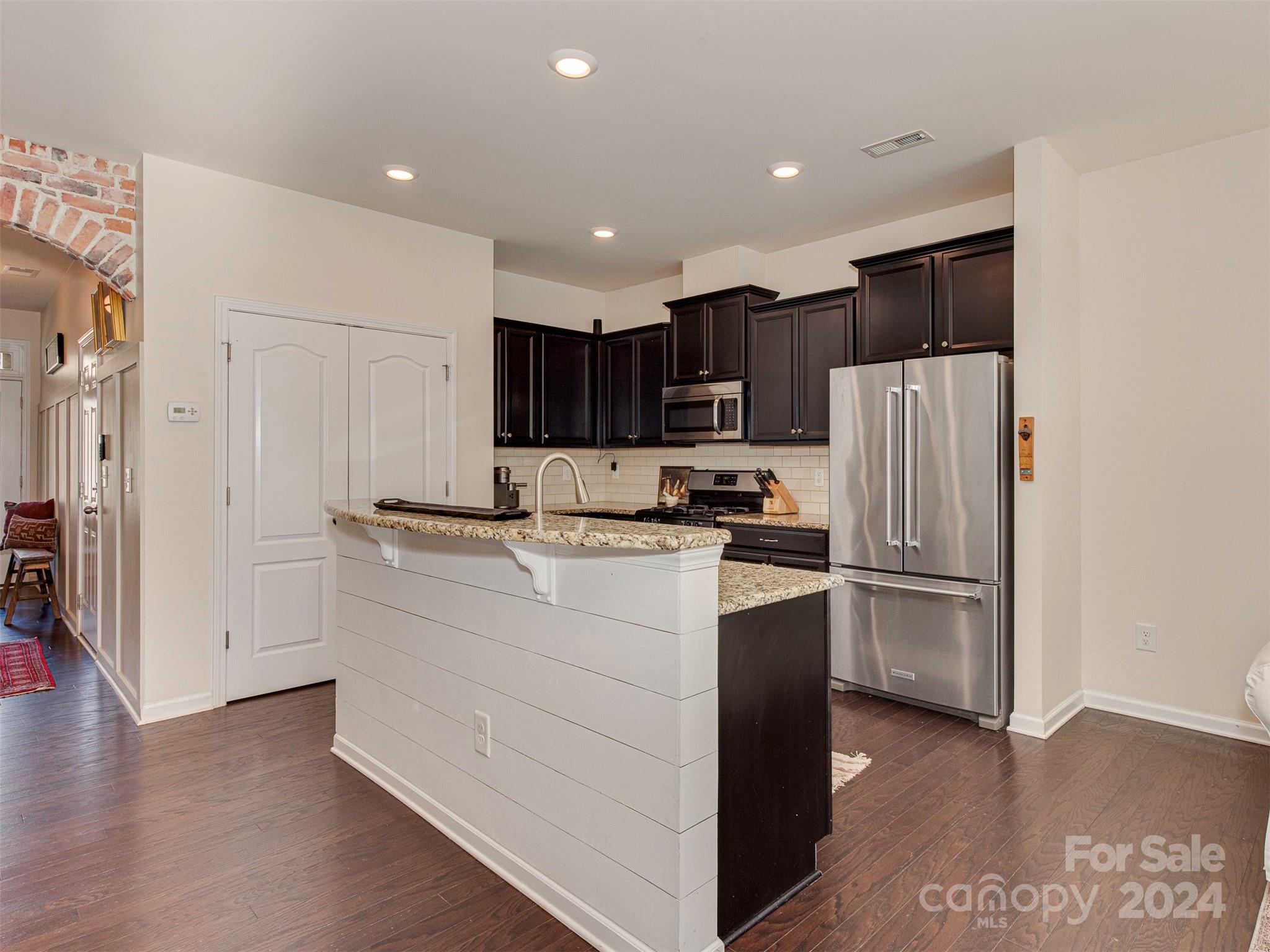 4023 Black Walnut Way