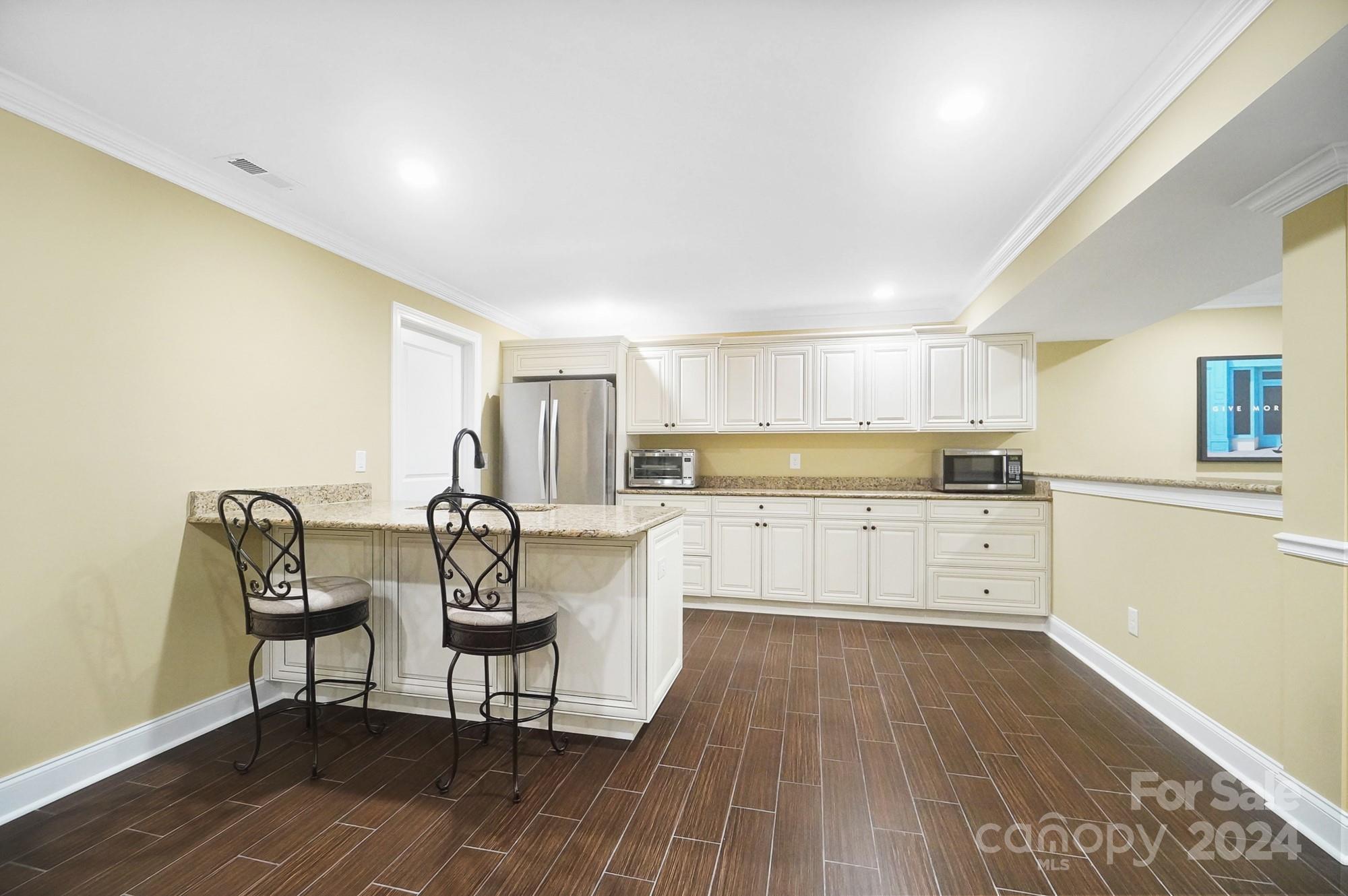 209 Claridge Court
