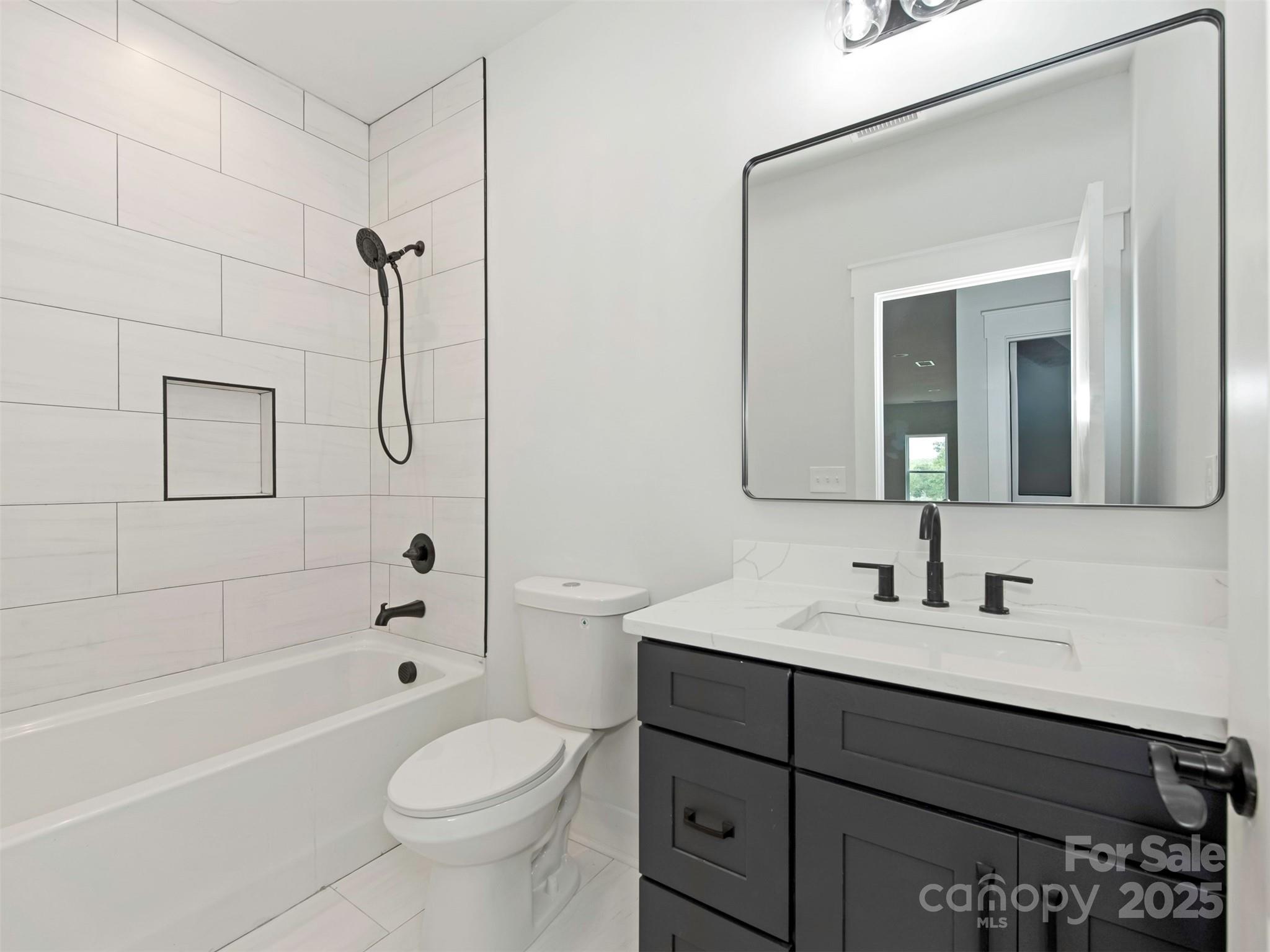 5105 Tom Starnes Road