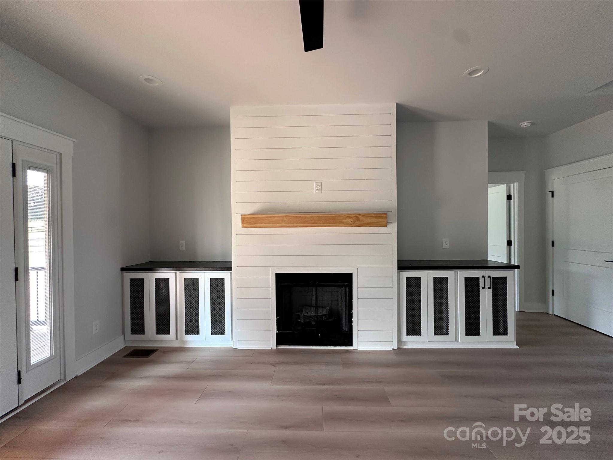 5105 Tom Starnes Road