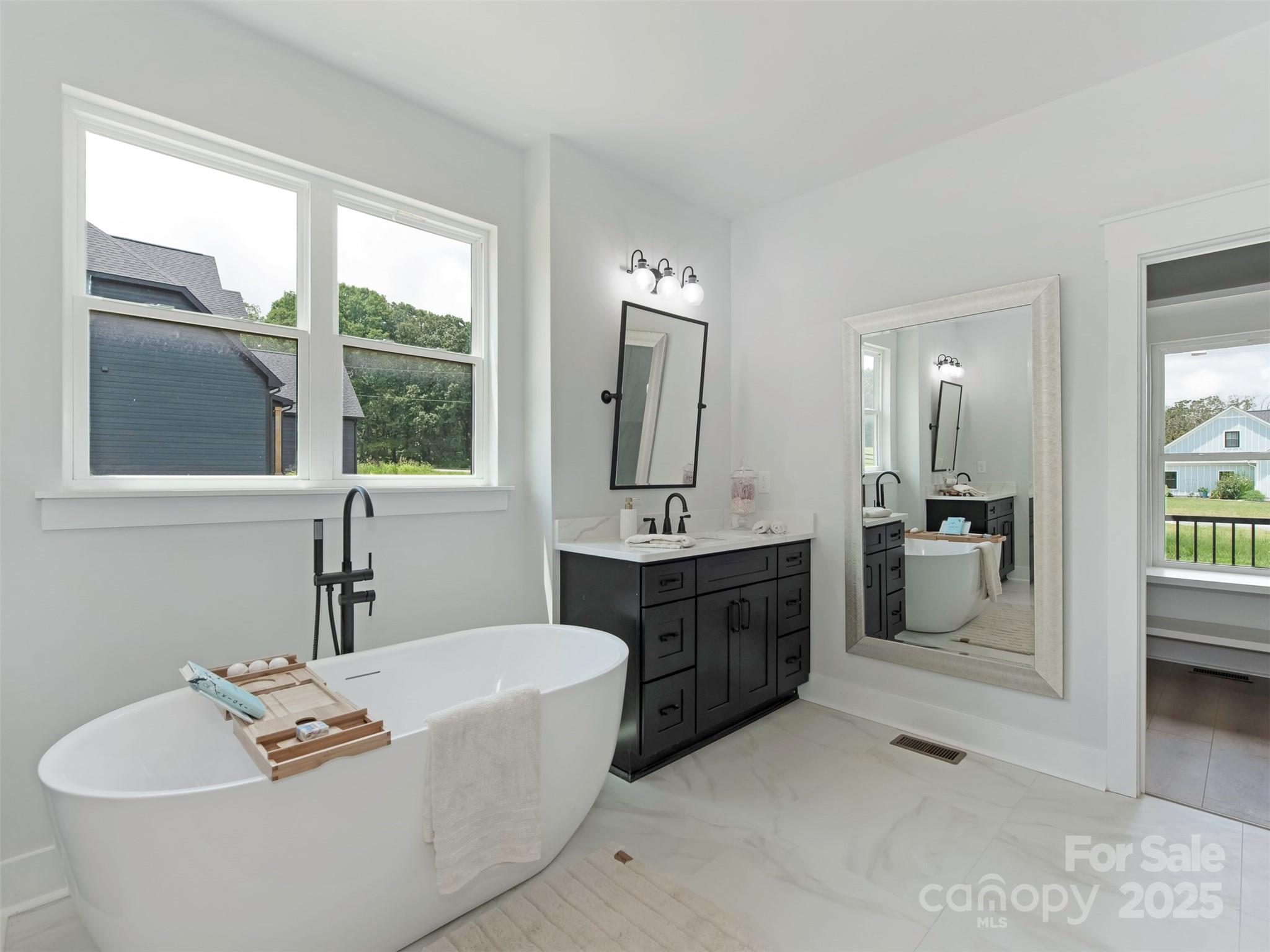 5105 Tom Starnes Road