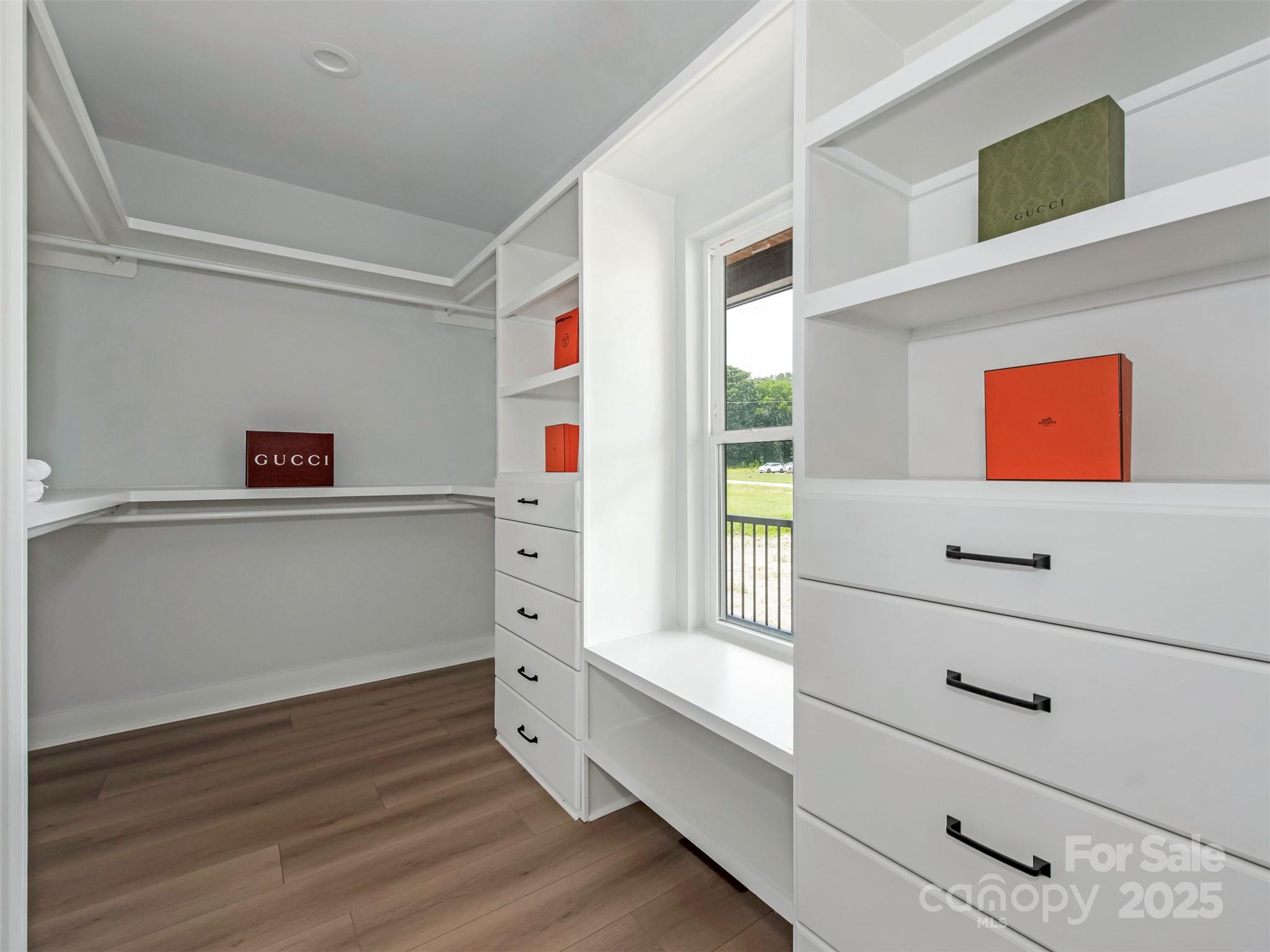 5105 Tom Starnes Road