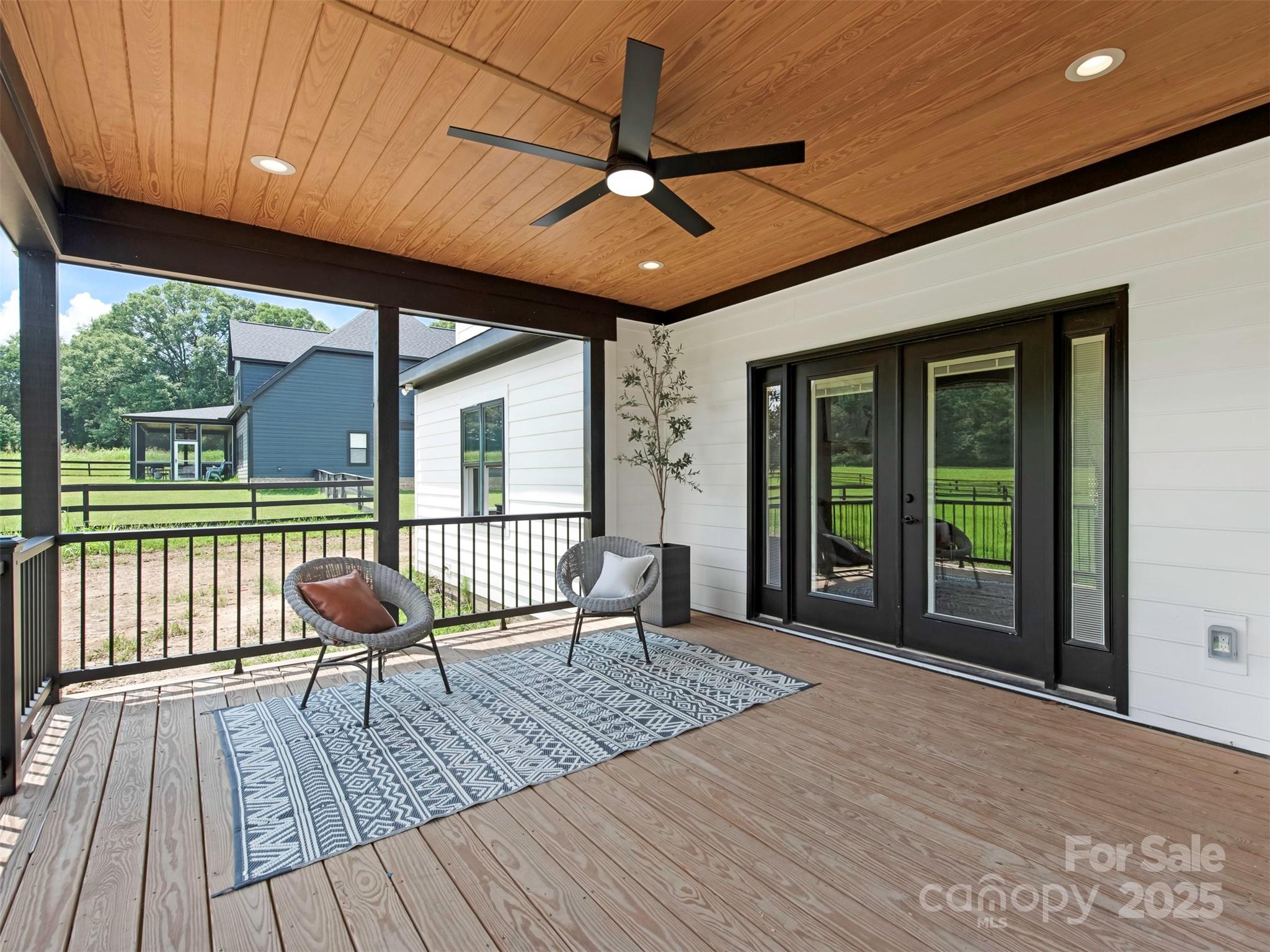 5105 Tom Starnes Road