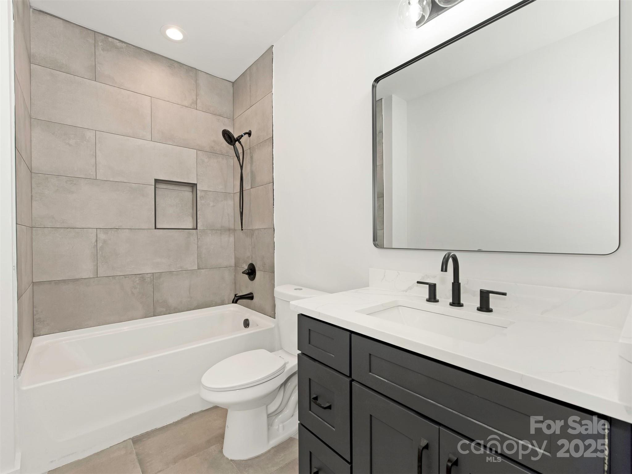 5105 Tom Starnes Road