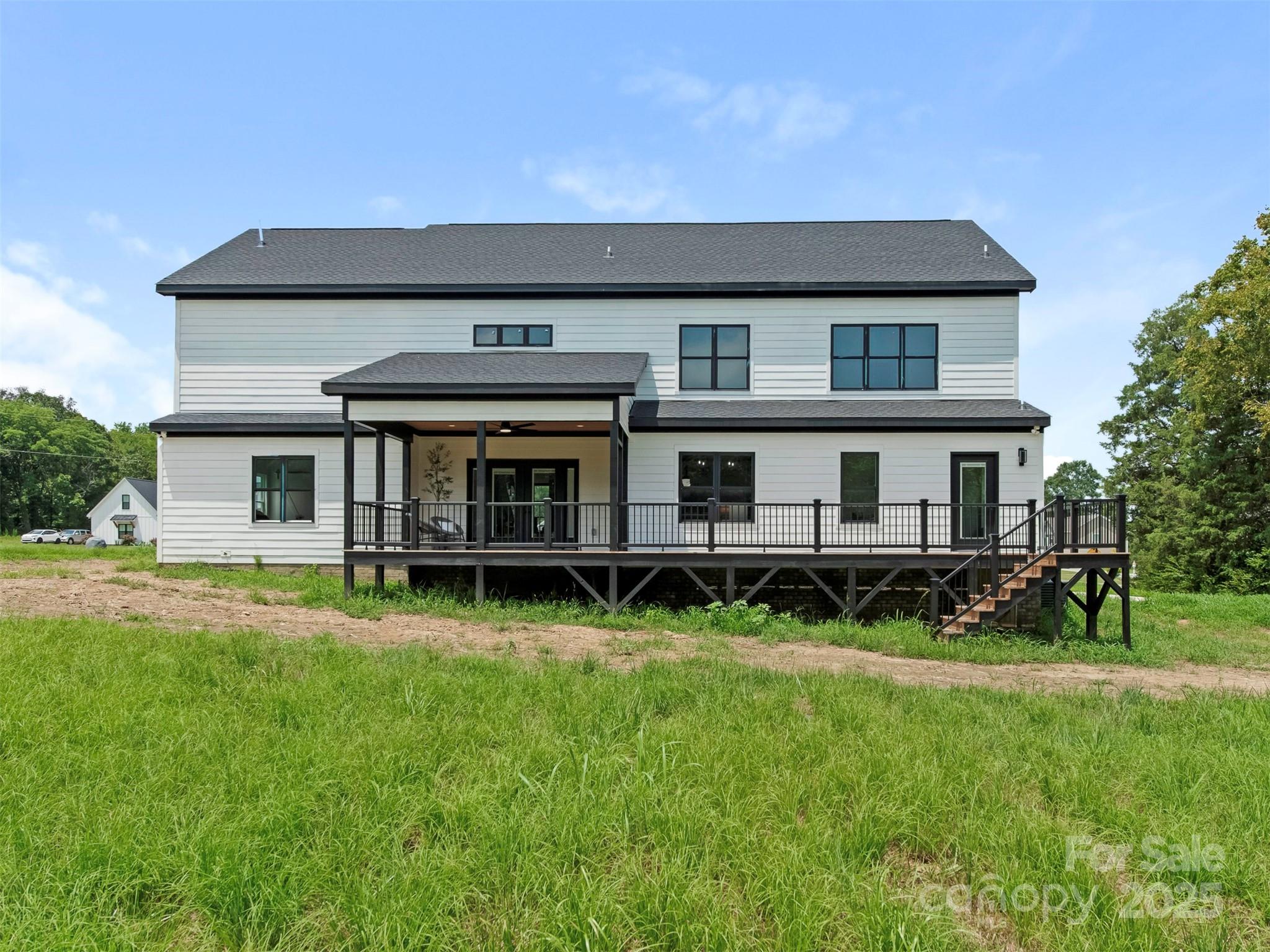 5105 Tom Starnes Road