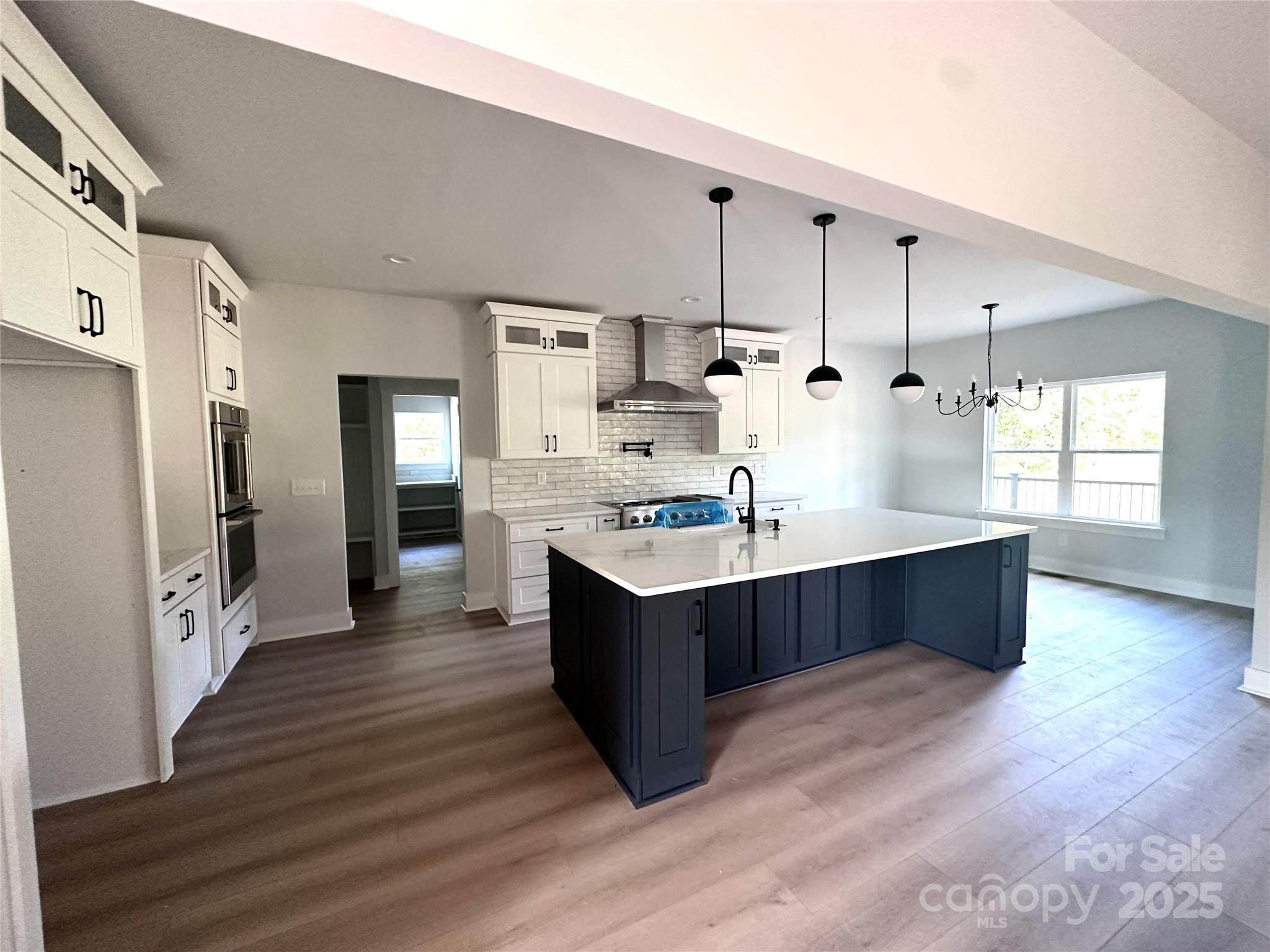 5105 Tom Starnes Road