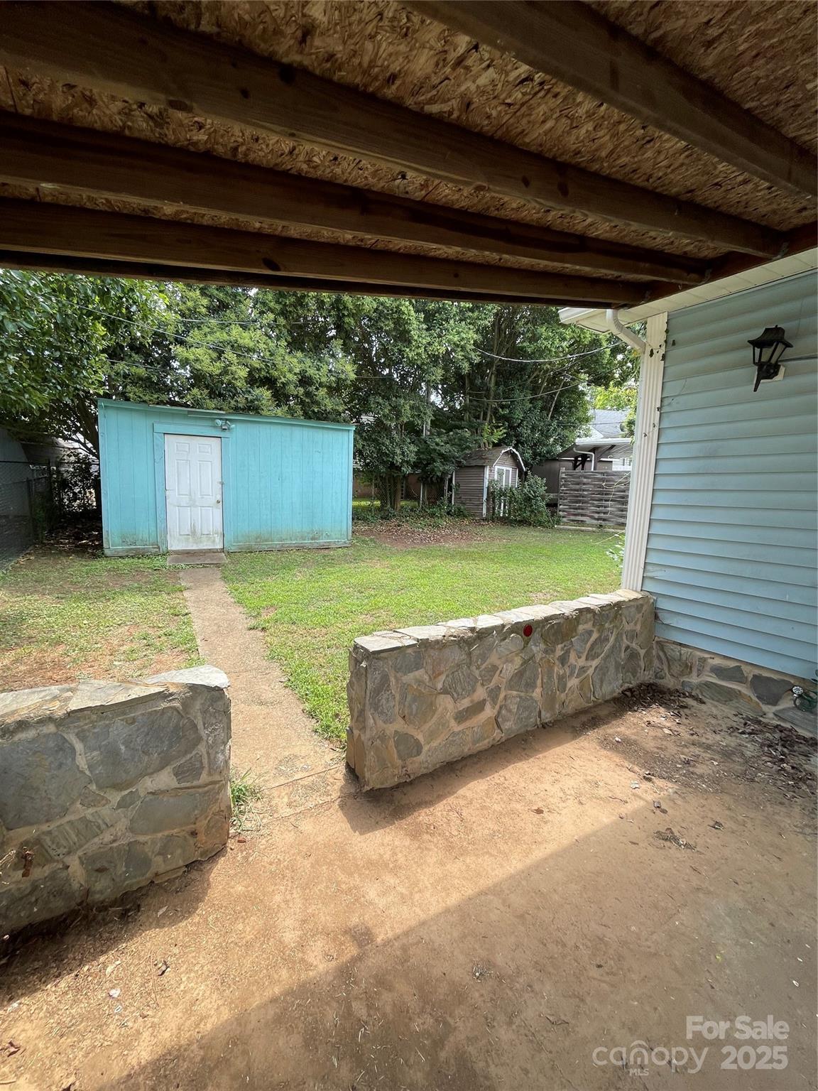 346 Mayflower Avenue