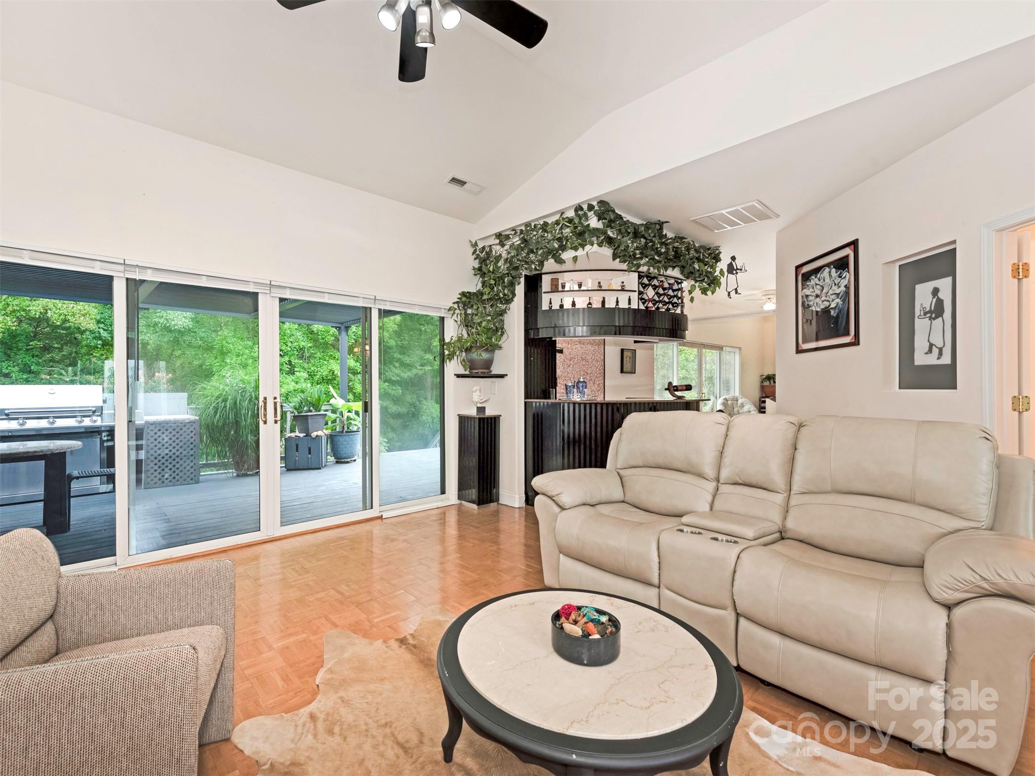 9535 Potter Road