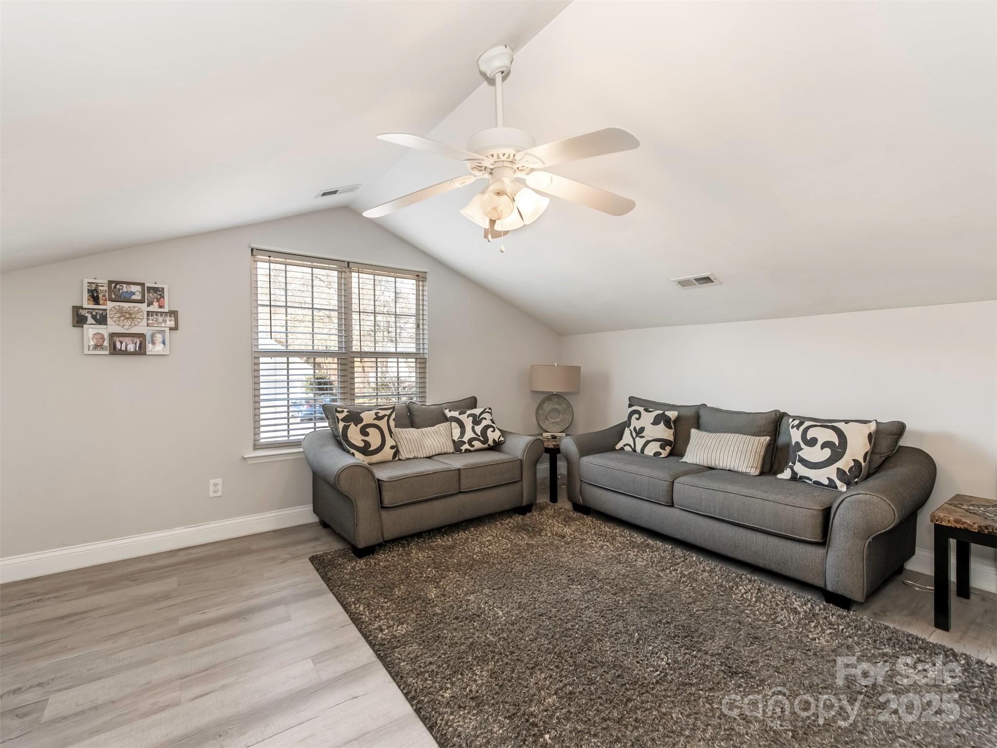 1103 Slate Ridge Road